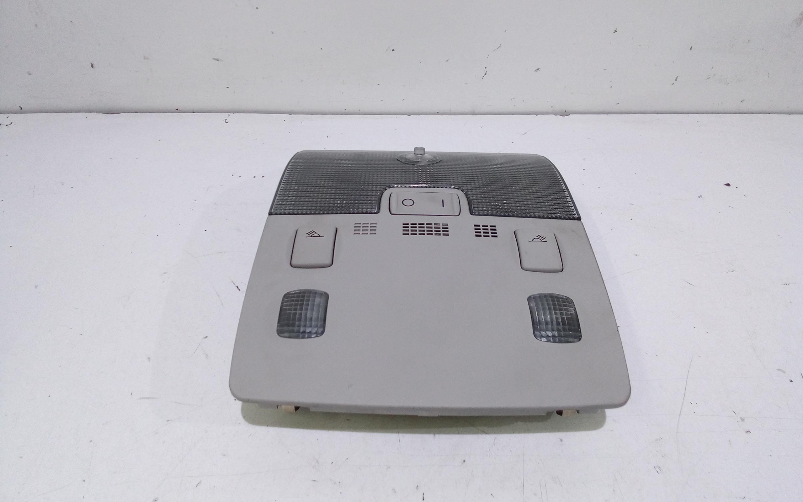 Plafoniera per Audi A4 Avant (8ed) (04>08) (2004 - 2008)