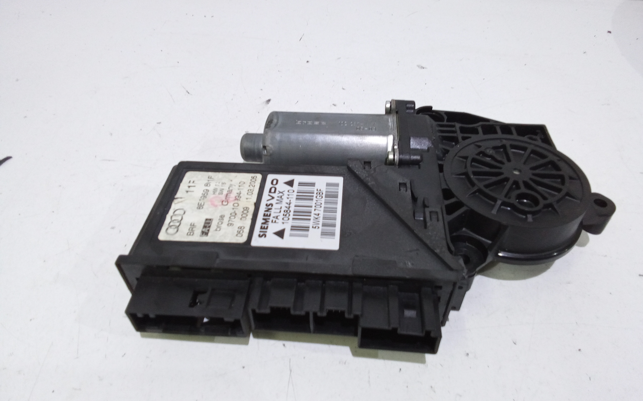 Motorino Alzavetro anteriore Sinistro per Audi A4 Avant (8ed) (04>08) (2004 - 2008)