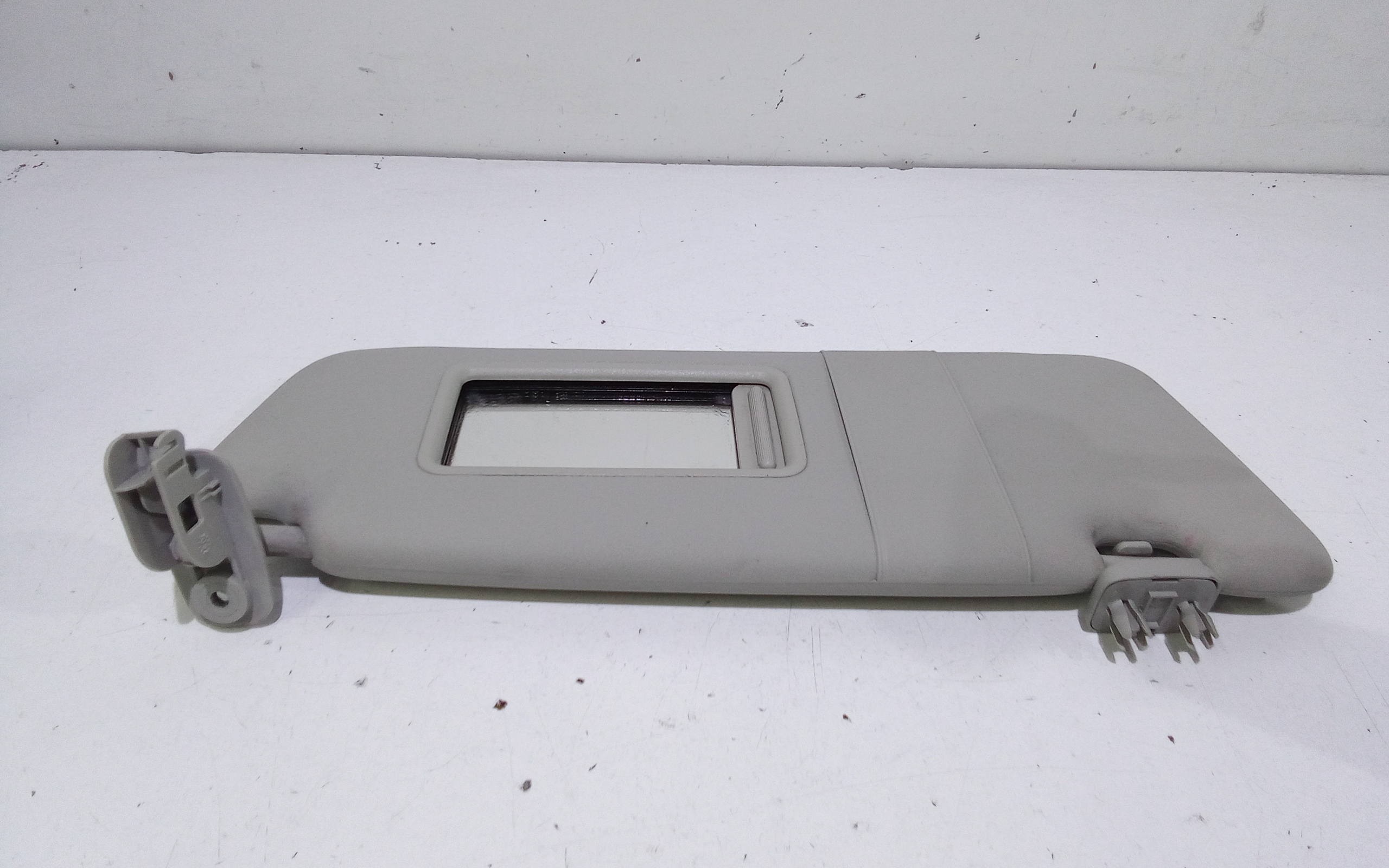 Parasole aletta Lato Passeggero per Audi A4 Avant (8ed) (04>08) (2004 - 2008)