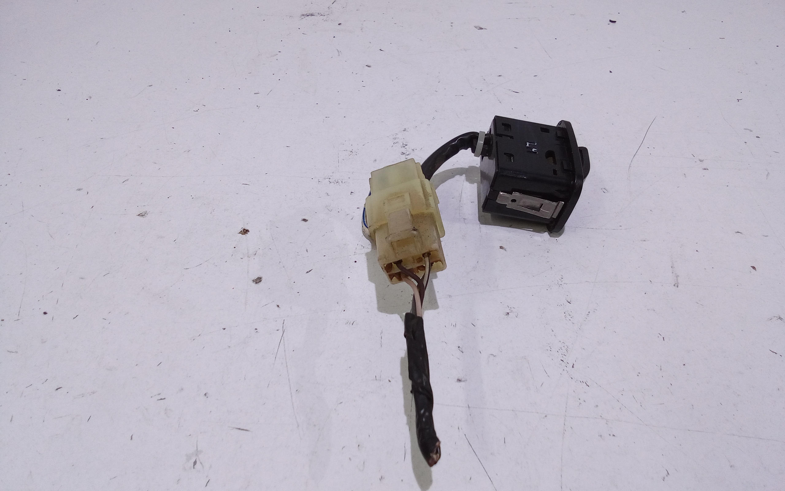 Pulsantiera Posteriore Sinistra per Tata Indigo 2 Serie (2009 - In produzione)