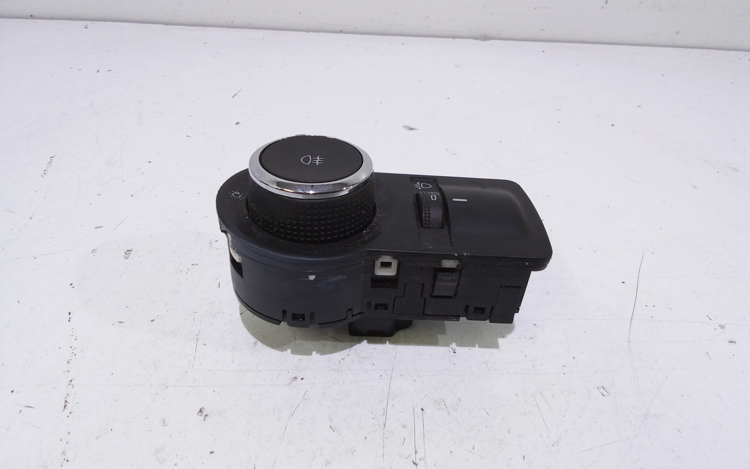 Interruttore comando luci per Chevrolet Aveo 2 Serie (2011 - In produzione)