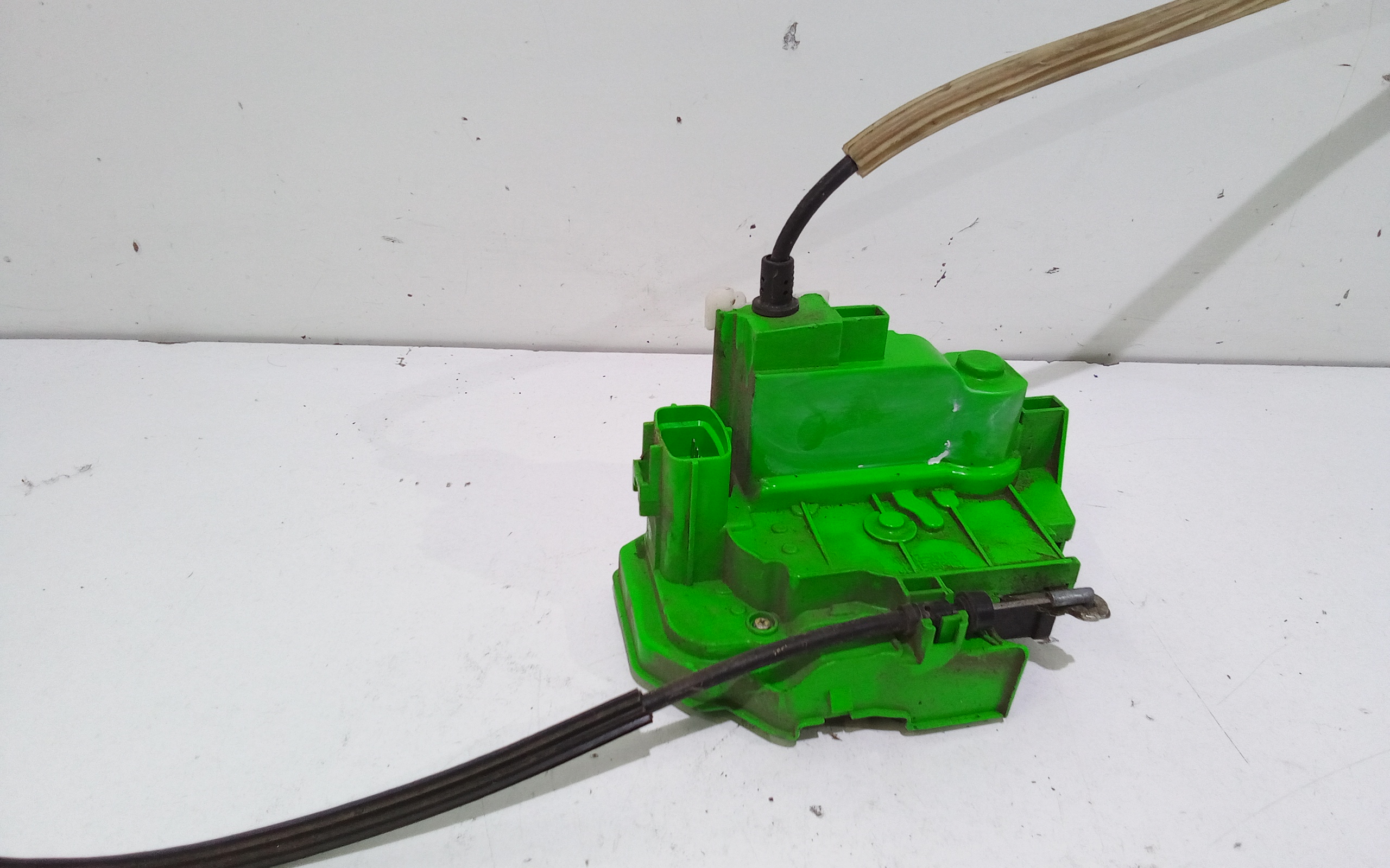 Serratura Anteriore Destra per Alfa Romeo Mito Serie (955_) (08>) (2008 - In produzione)