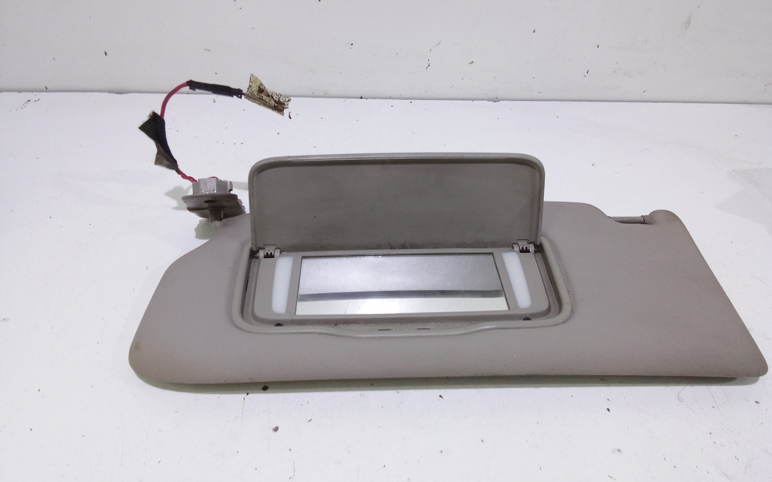 Parasole aletta anteriore Lato Guida per Volvo V50 1 Serie (2003 - 2007)