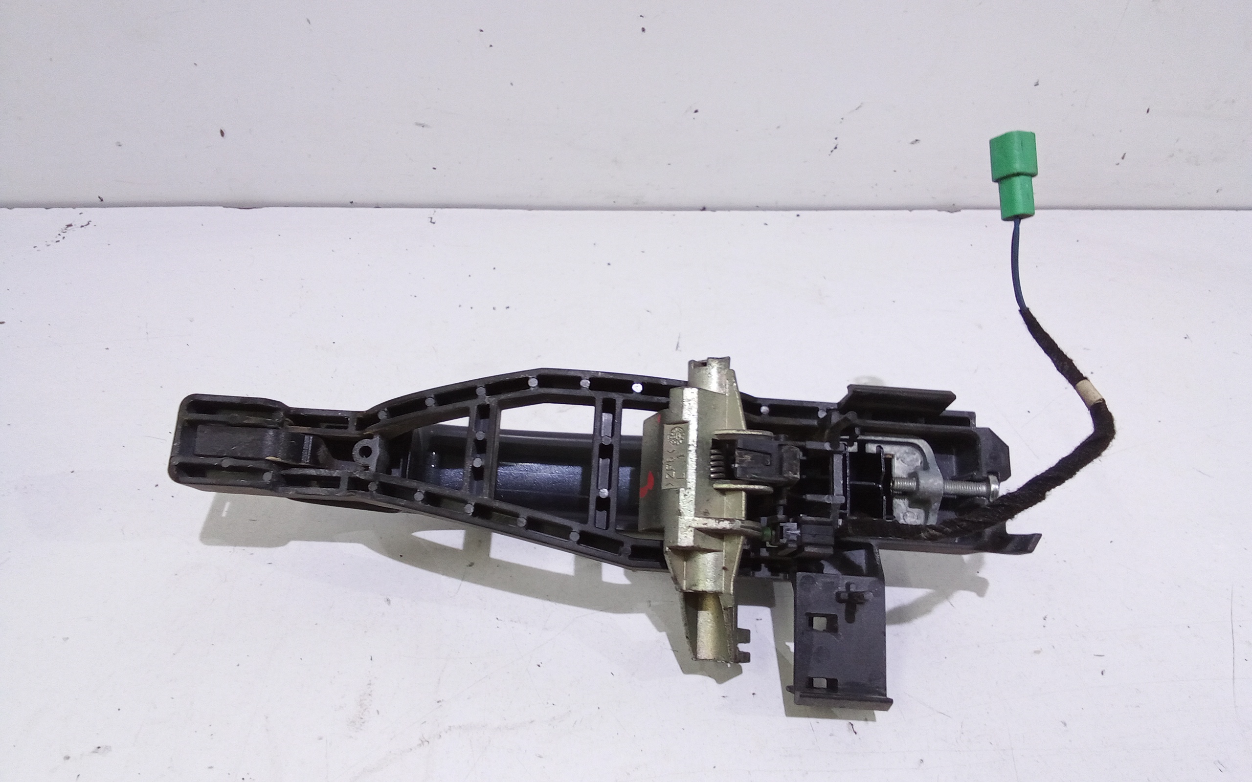 Maniglia esterna Posteriore Sinistra per Ford Kuga Serie (cbv) (08>13) (2008 - 2013)