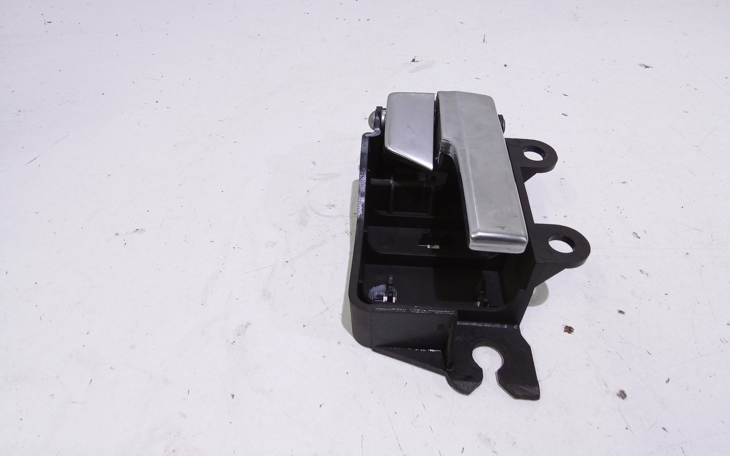 Maniglia interna Posteriore Destra per Ford Kuga Serie (cbv) (08>13) (2008 - 2013)