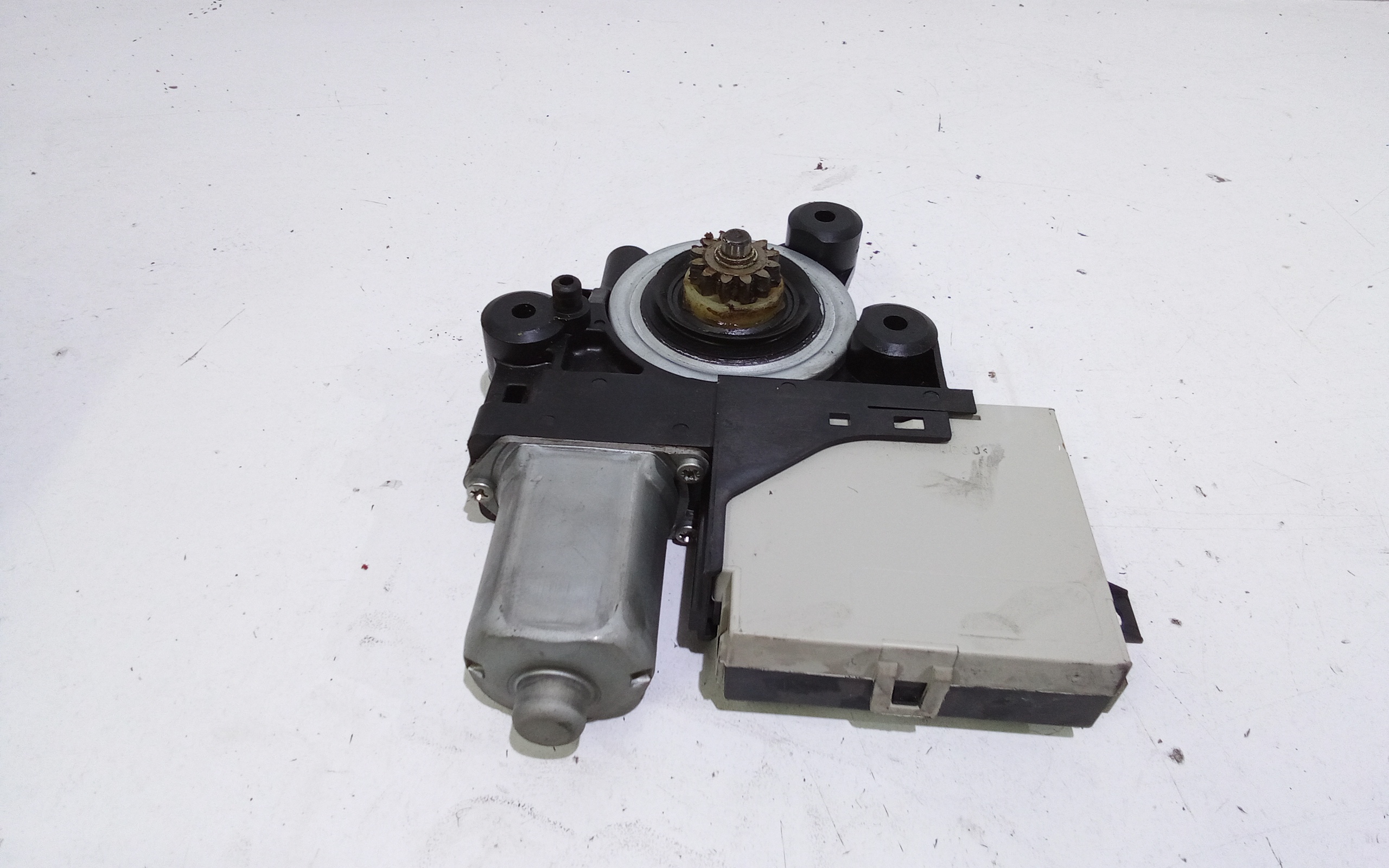 Motorino Alzavetro posteriore destra per Ford Kuga Serie (cbv) (08>13) (2008 - 2013)