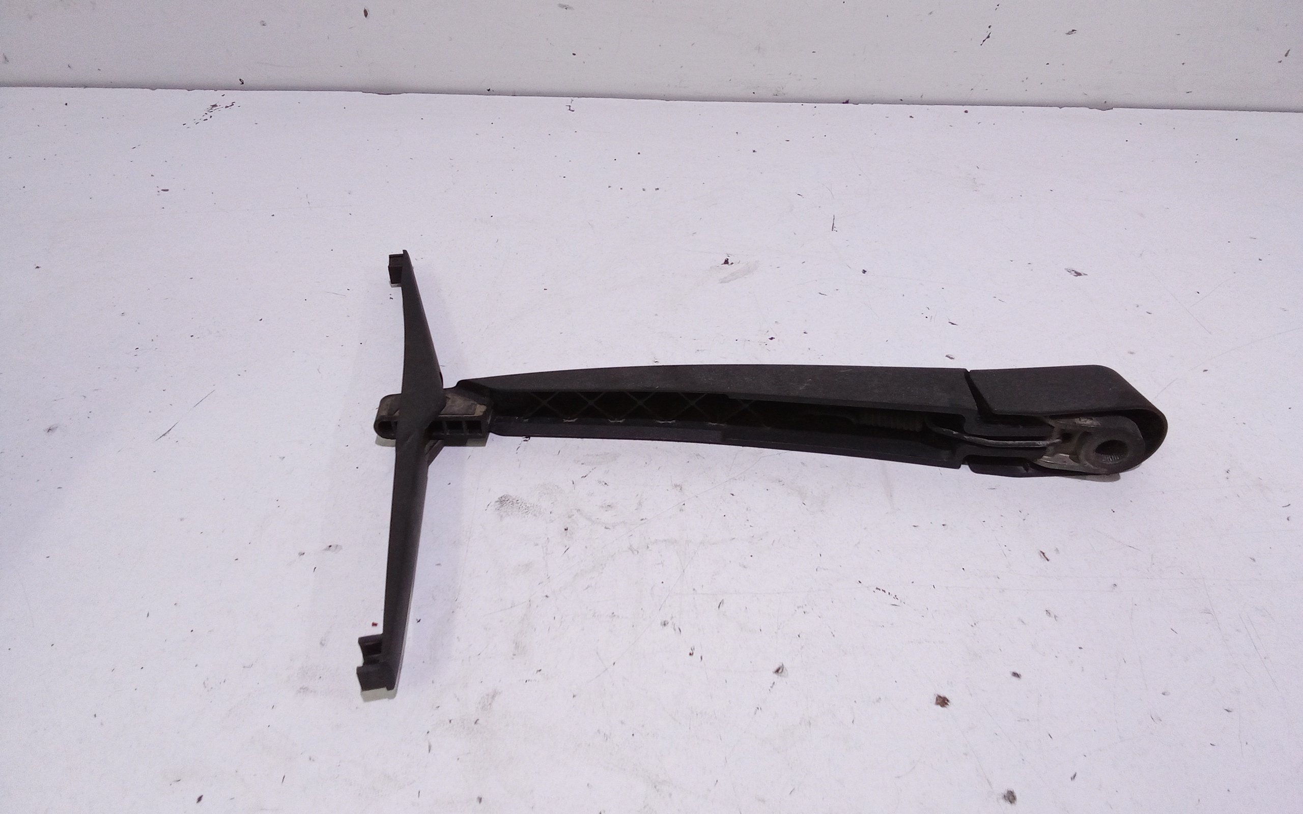 Braccio tergi posteriore per Ford Kuga Serie (cbv) (08>13) (2008 - 2013)