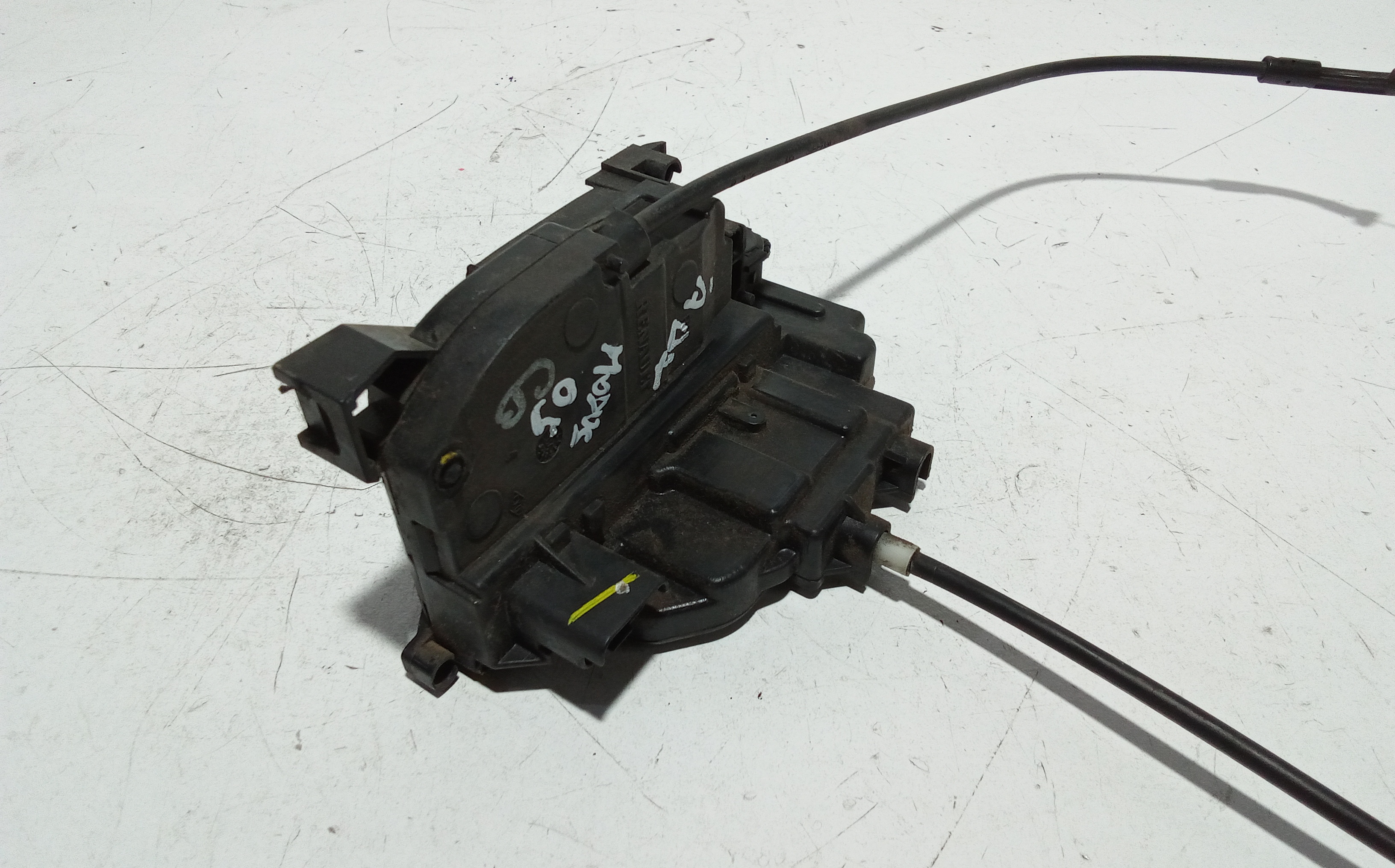 Serratura Anteriore Destra per Renault Modus 1 Serie (2004 - 2006)