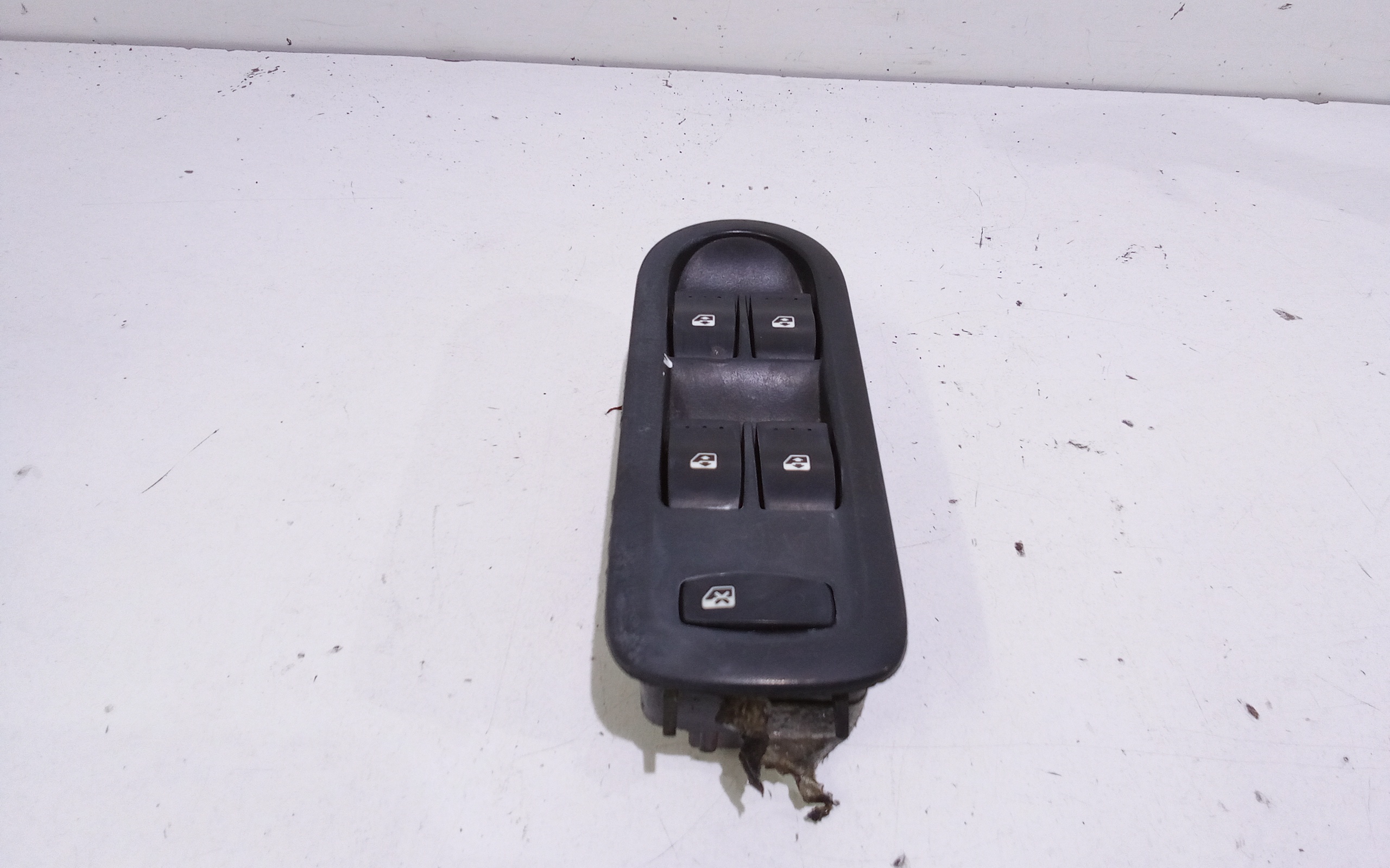 Pulsantiera anteriore sinistra Guida per Renault Megane Ll Serie (06>08) (2006 - 2008)