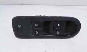 Pulsantiera anteriore sinistra Guida per Renault Megane Ll Serie (06>08) (2006 - 2008)