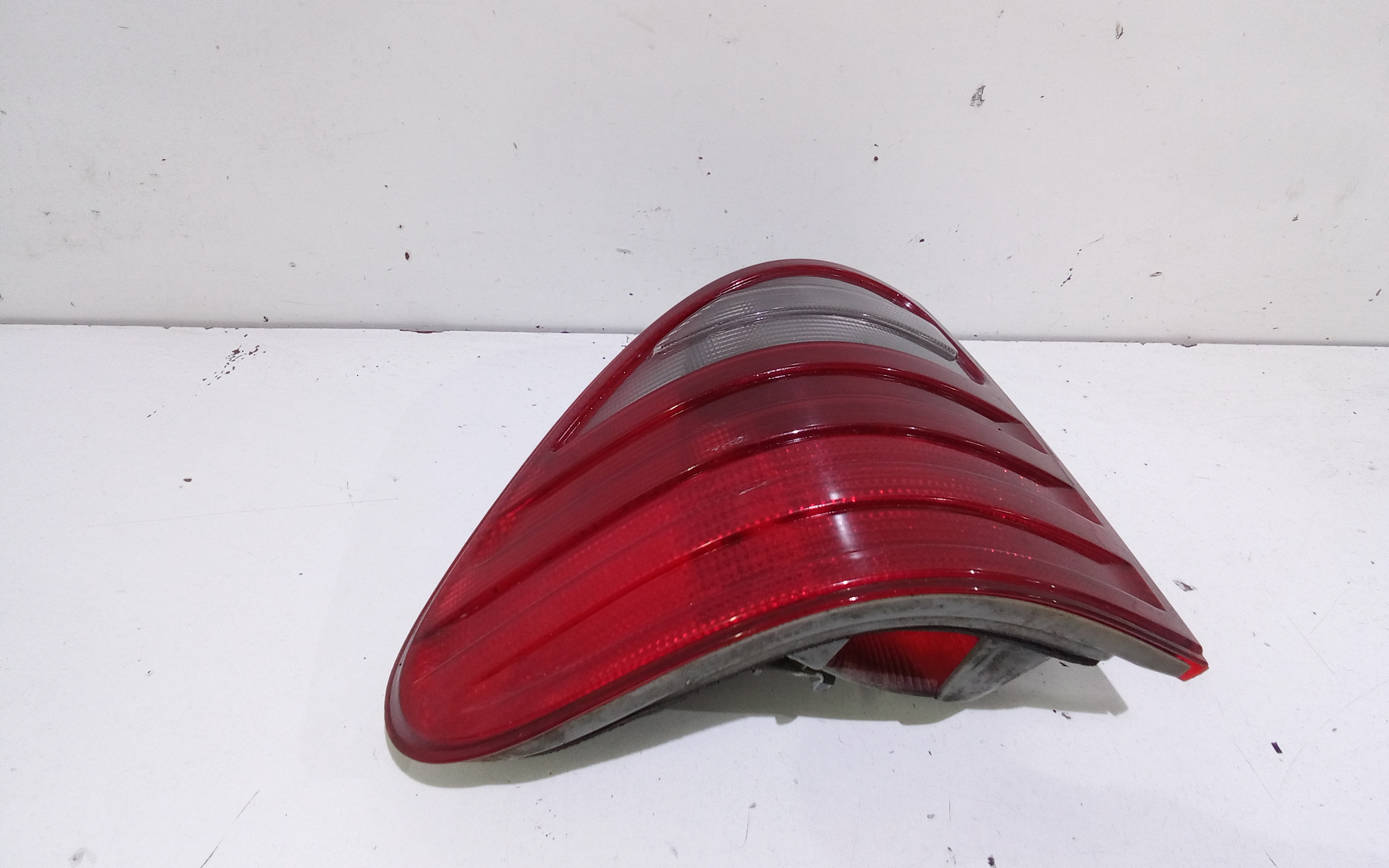 Stop fanale Posteriore sinistro lato Guida per Mercedes Classe E Berlina W210 (1995 - 1999)