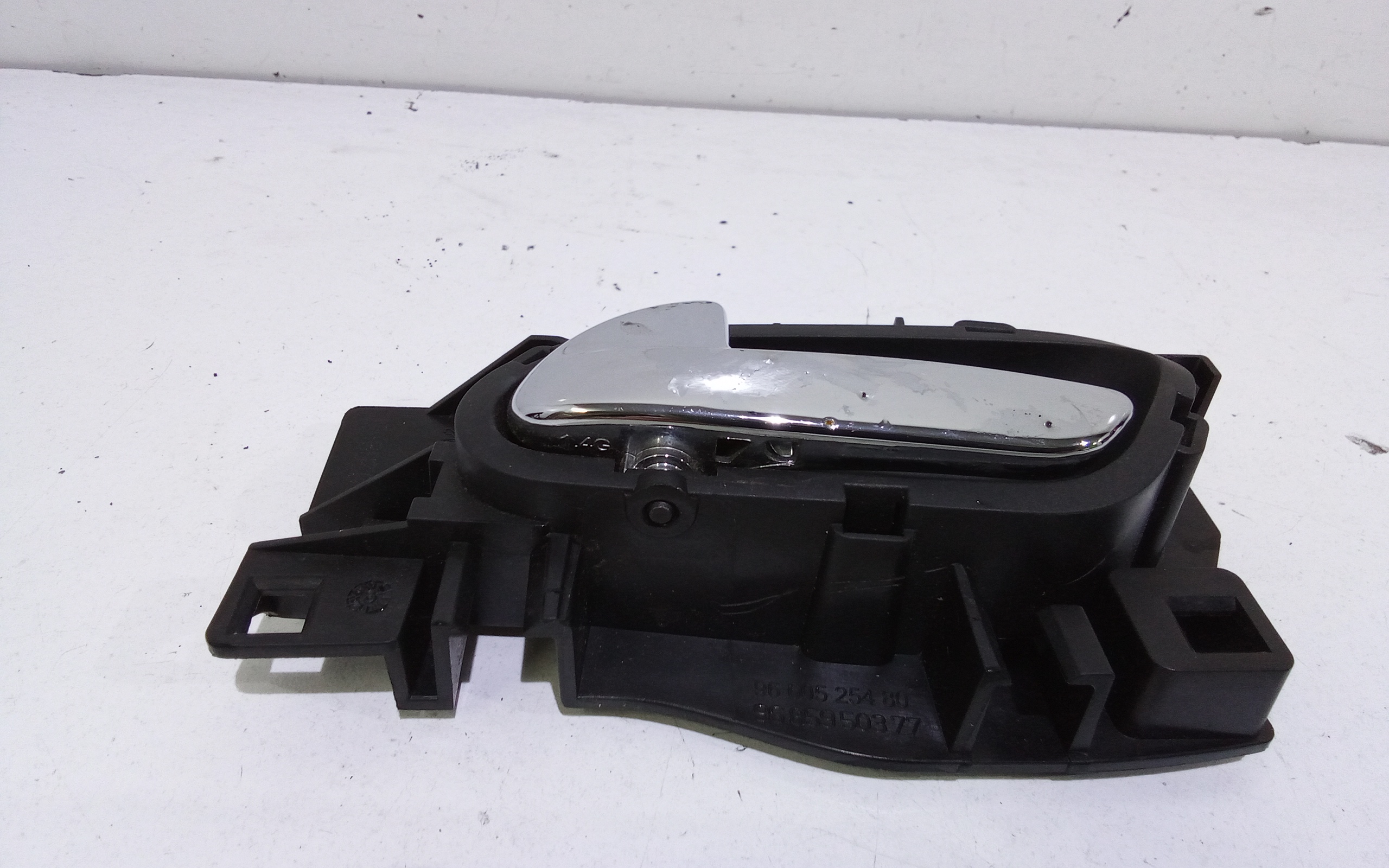 Maniglia interna Posteriore Sinistra per Peugeot 3008 Serie (09>16) (2009 - 2016)