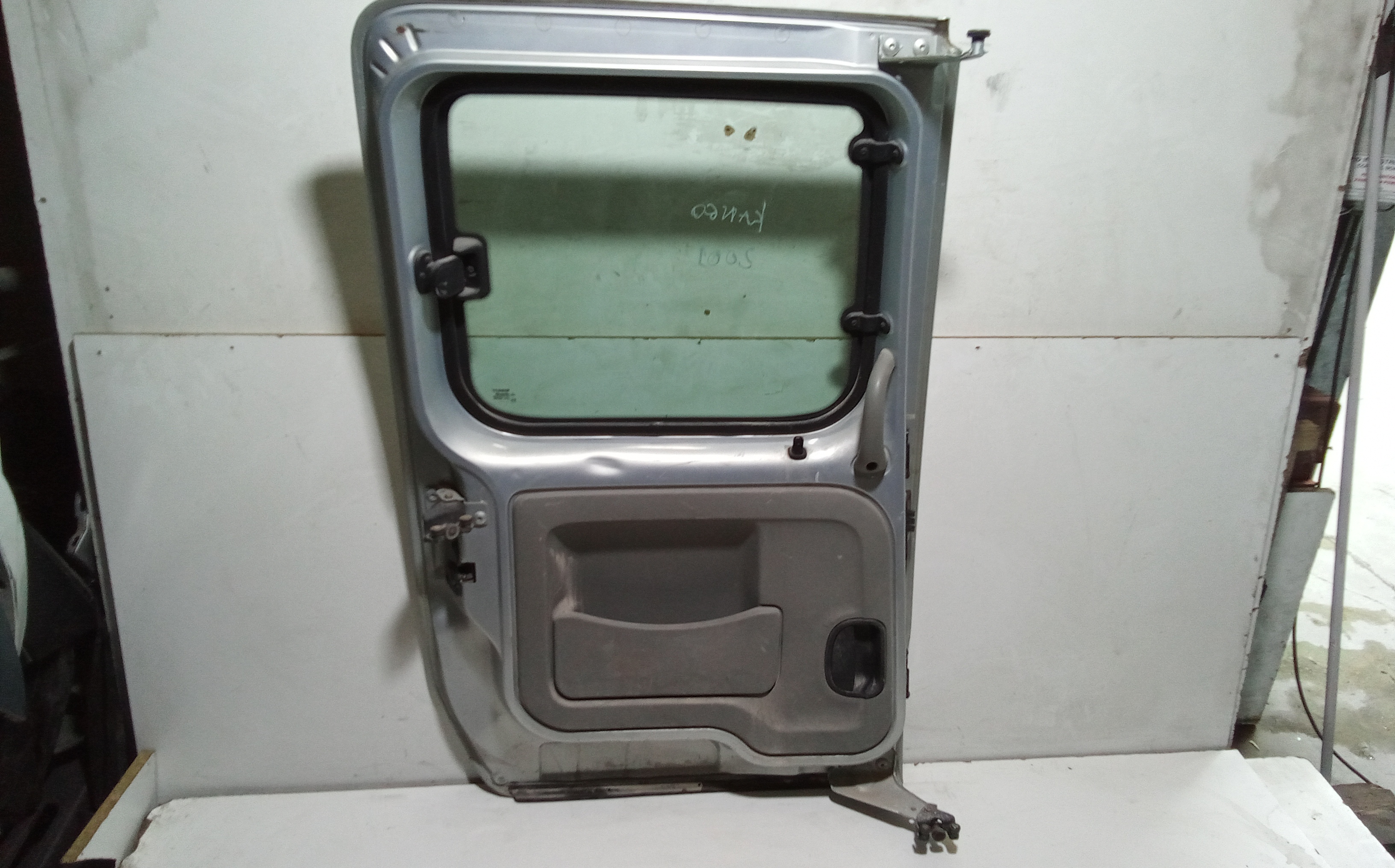 Porta scorrevole laterale SX per Renault Kangoo 1 Serie (1997 - 2001)