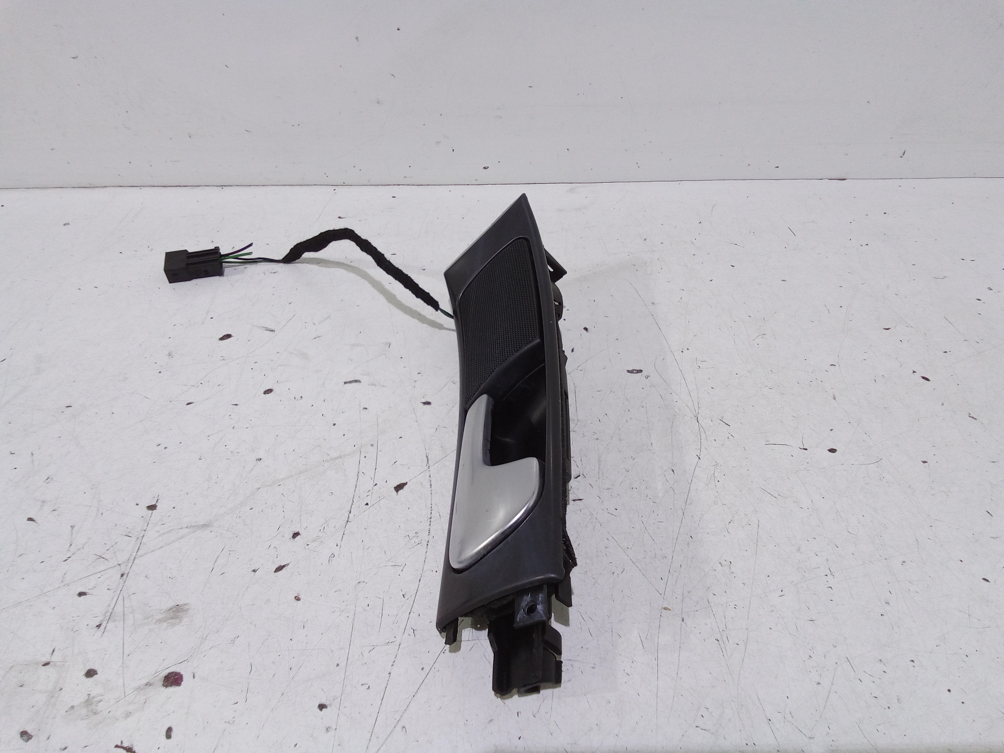 Maniglia interna Anteriore Destra per Audi A6 Berlina Serie C6 (4f2) (04>12) (2004 - 2012)