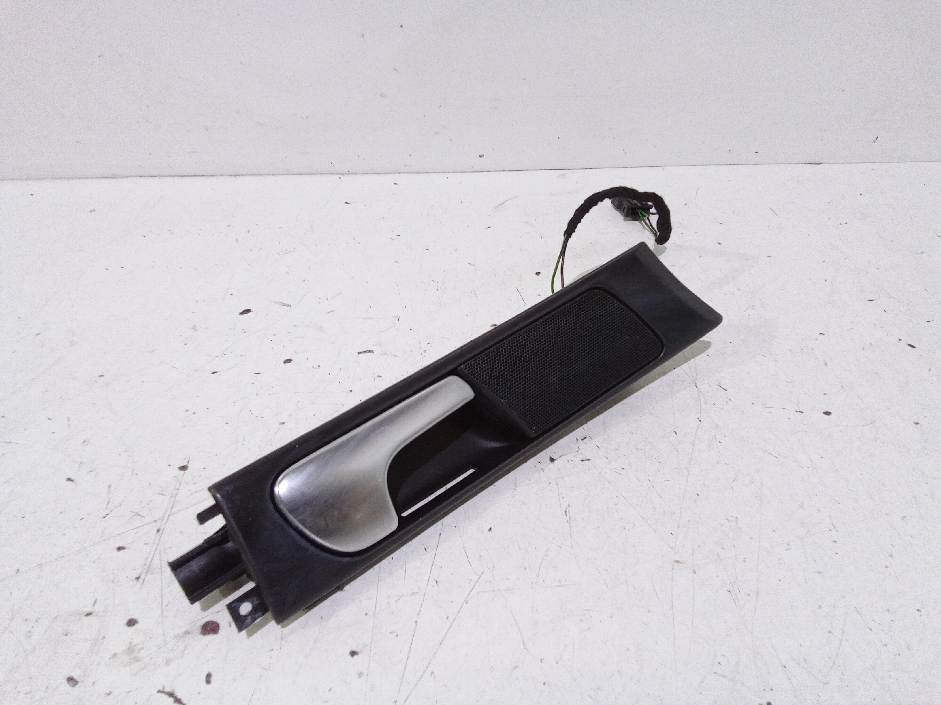 Maniglia interna Anteriore Destra per Audi A6 Berlina Serie C6 (4f2) (04>12) (2004 - 2012)