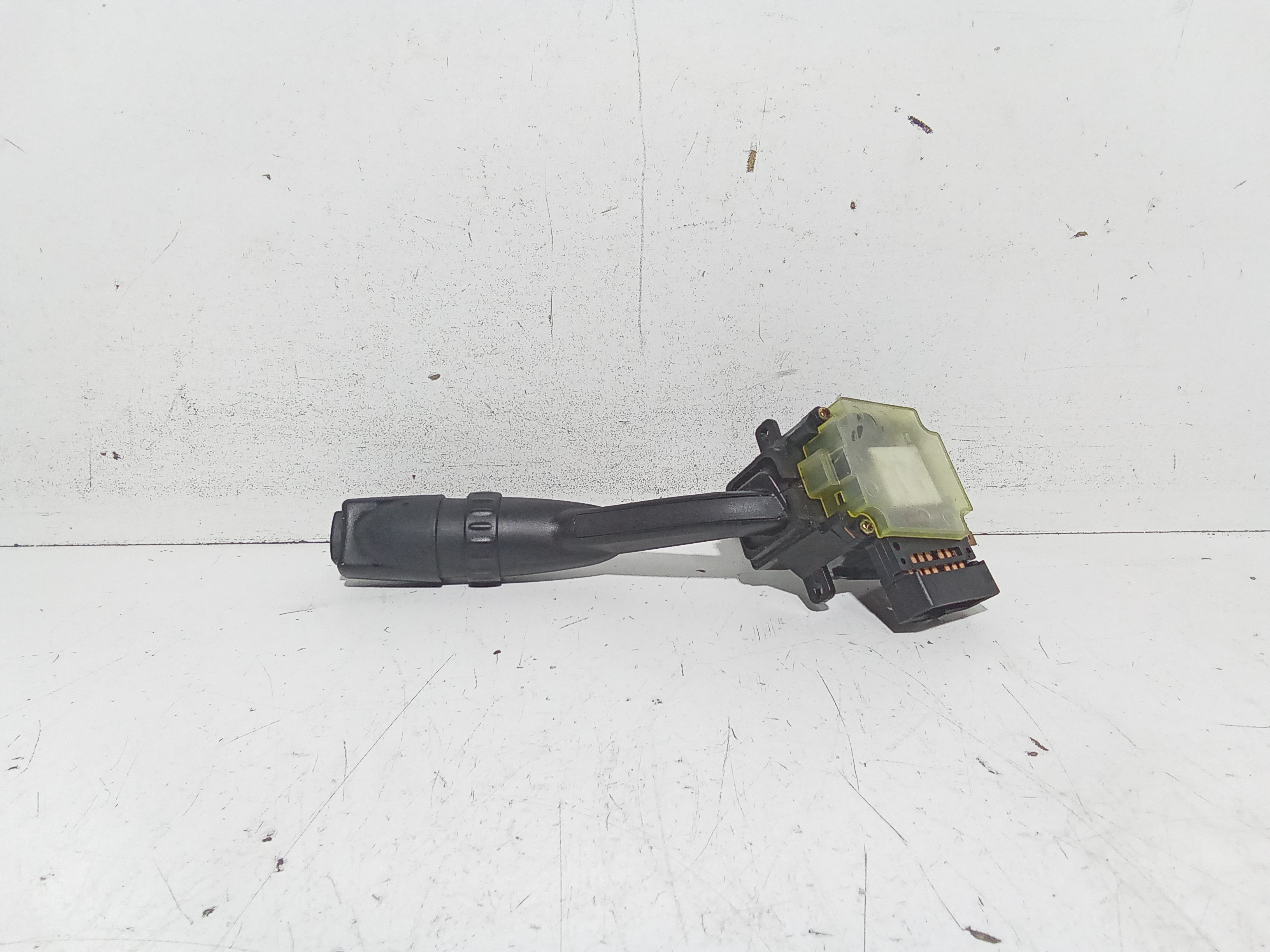 Devioluci destro per Ssangyong Kyron 1 Serie (2005 - 2007)