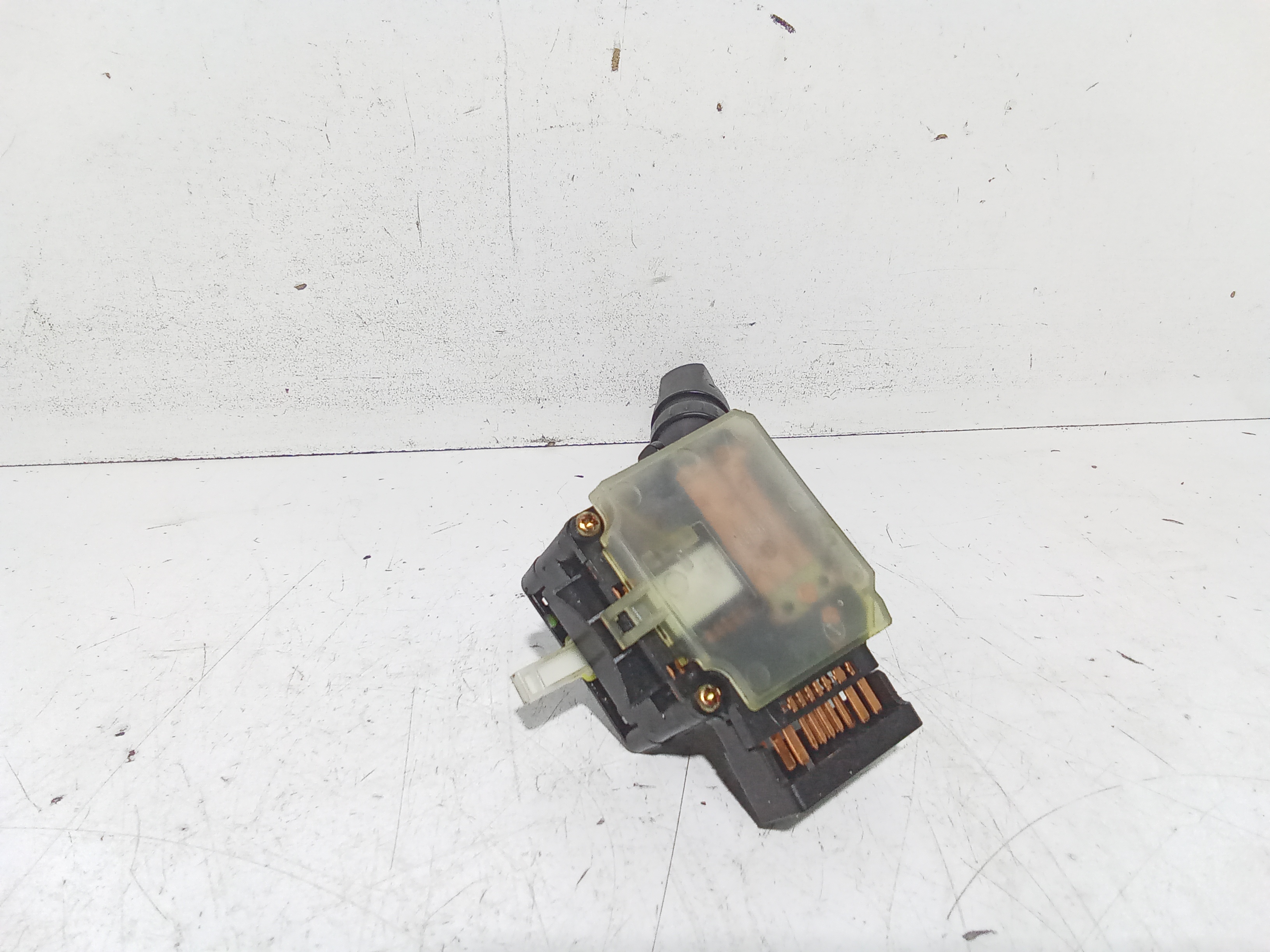 Devioluci sinistro per Ssangyong Kyron 1 Serie (2005 - 2007)