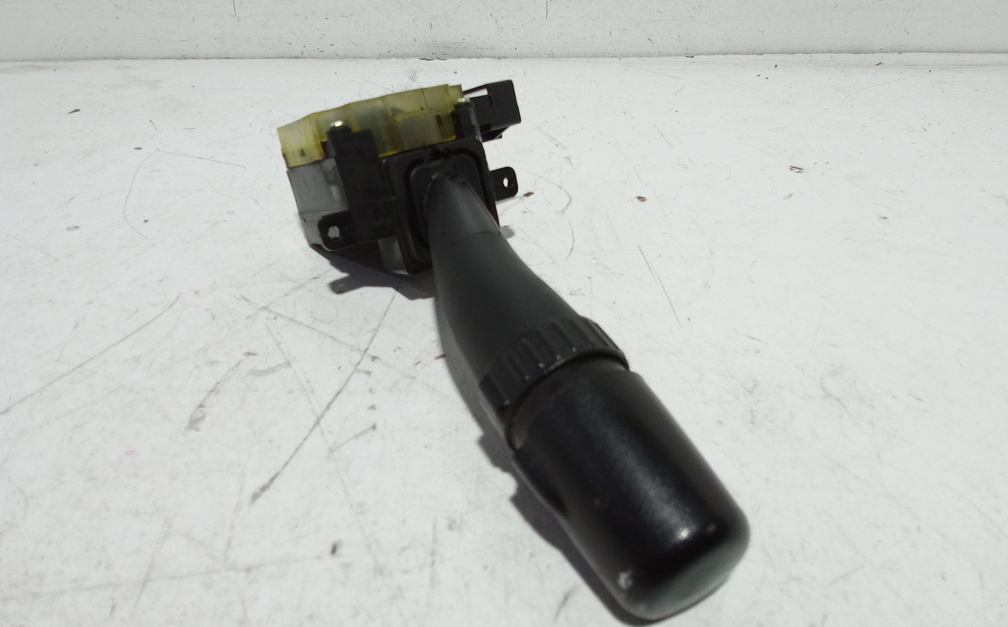 Devioluci destro per Kia Sorento 2 Serie (2006 - 2009)