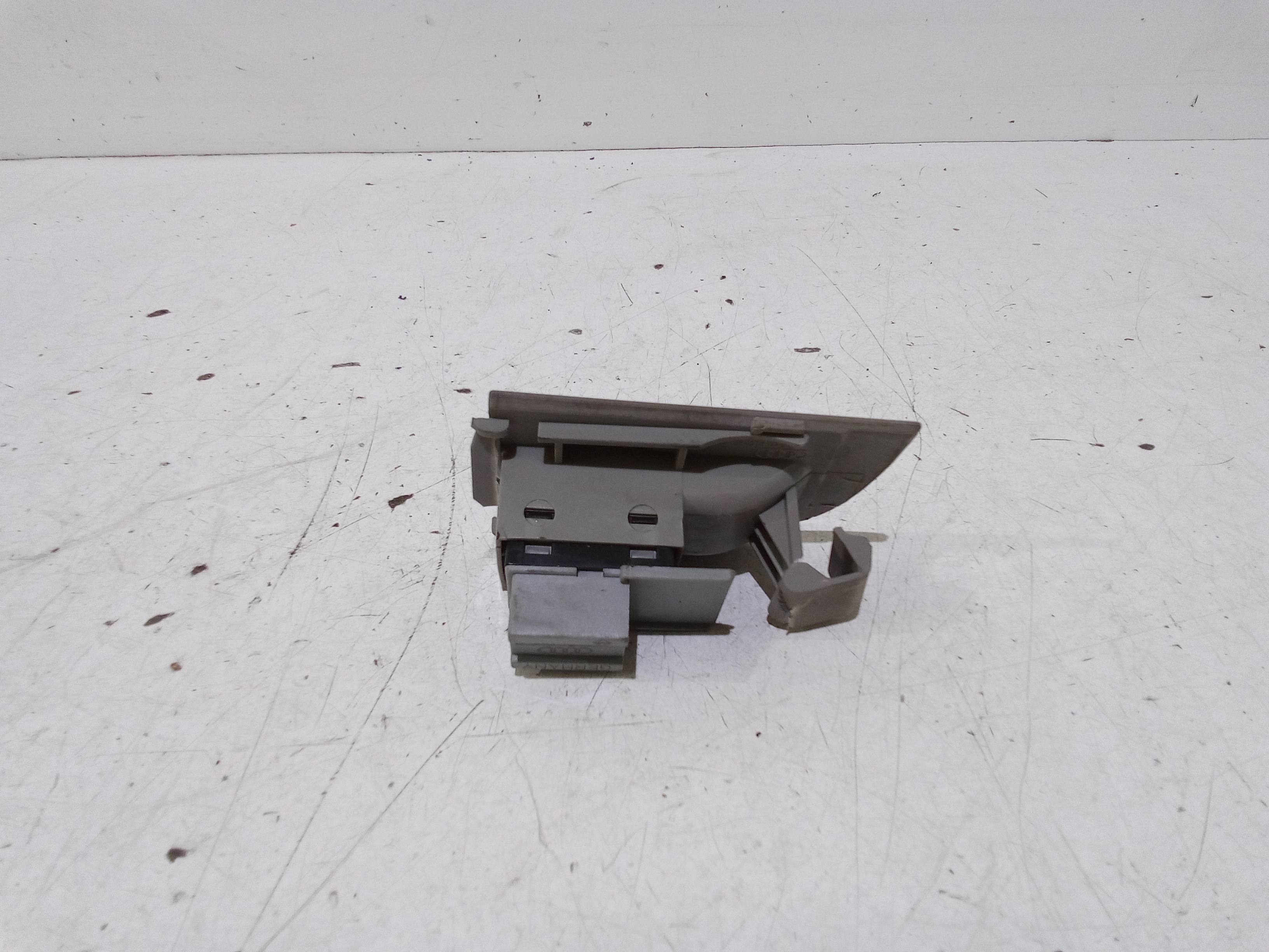 Pulsantiera Anteriore Destra Passeggero per Audi A6 Avant Serie C5 (4b5) (97>04) (1997 - 2004)