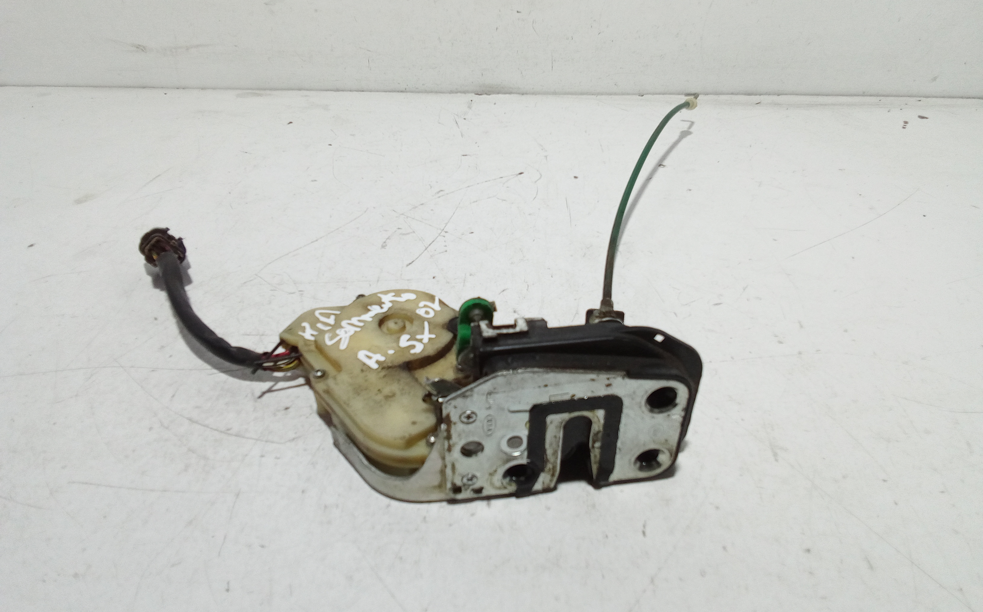 Serratura Anteriore Sinistra per Kia Sorento 2 Serie (2006 - 2009)