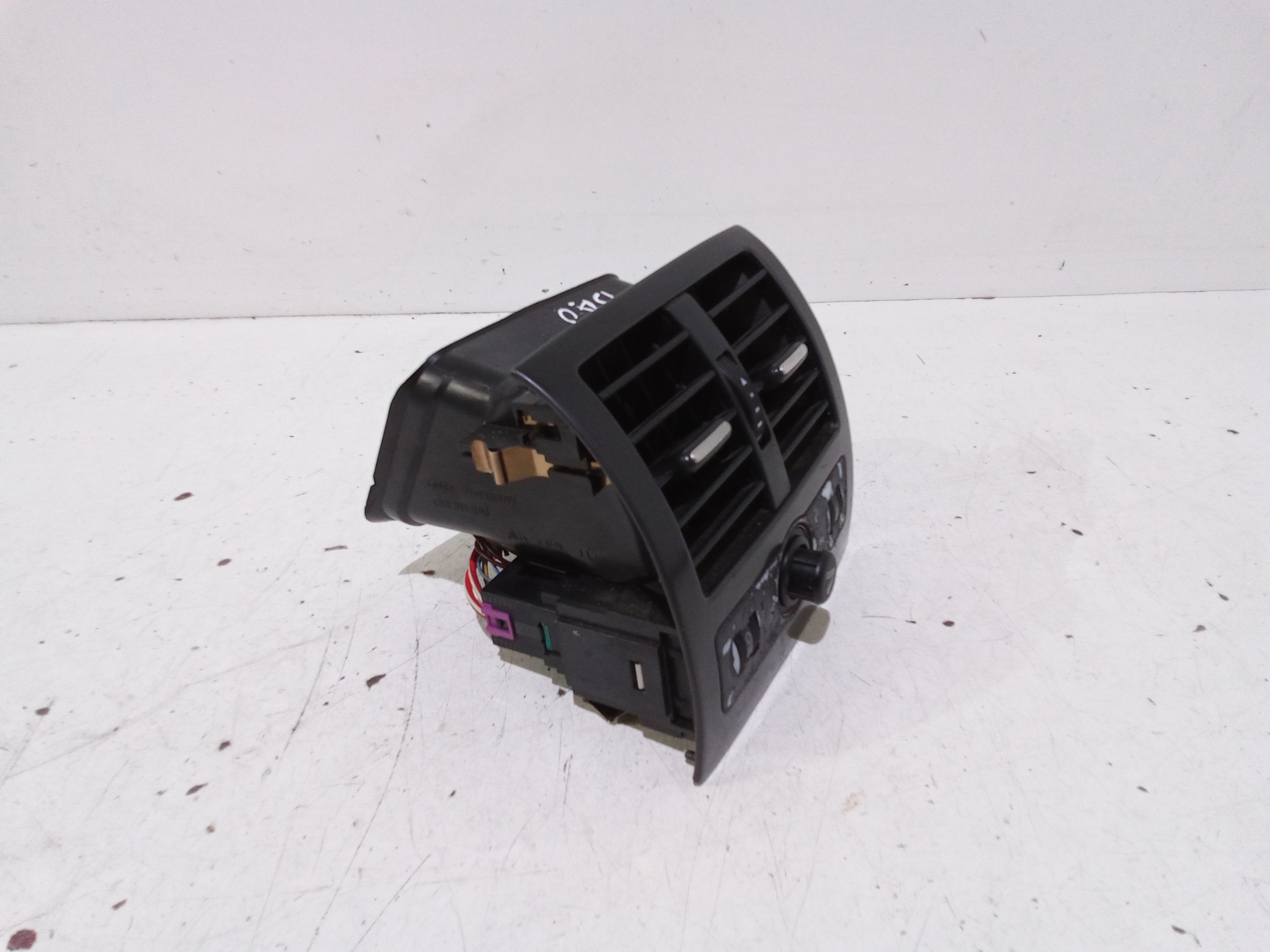 Bocchette aria tunnel centrale per Audi A6 Avant Serie C5 (4b5) (97>04) (1997 - 2004)