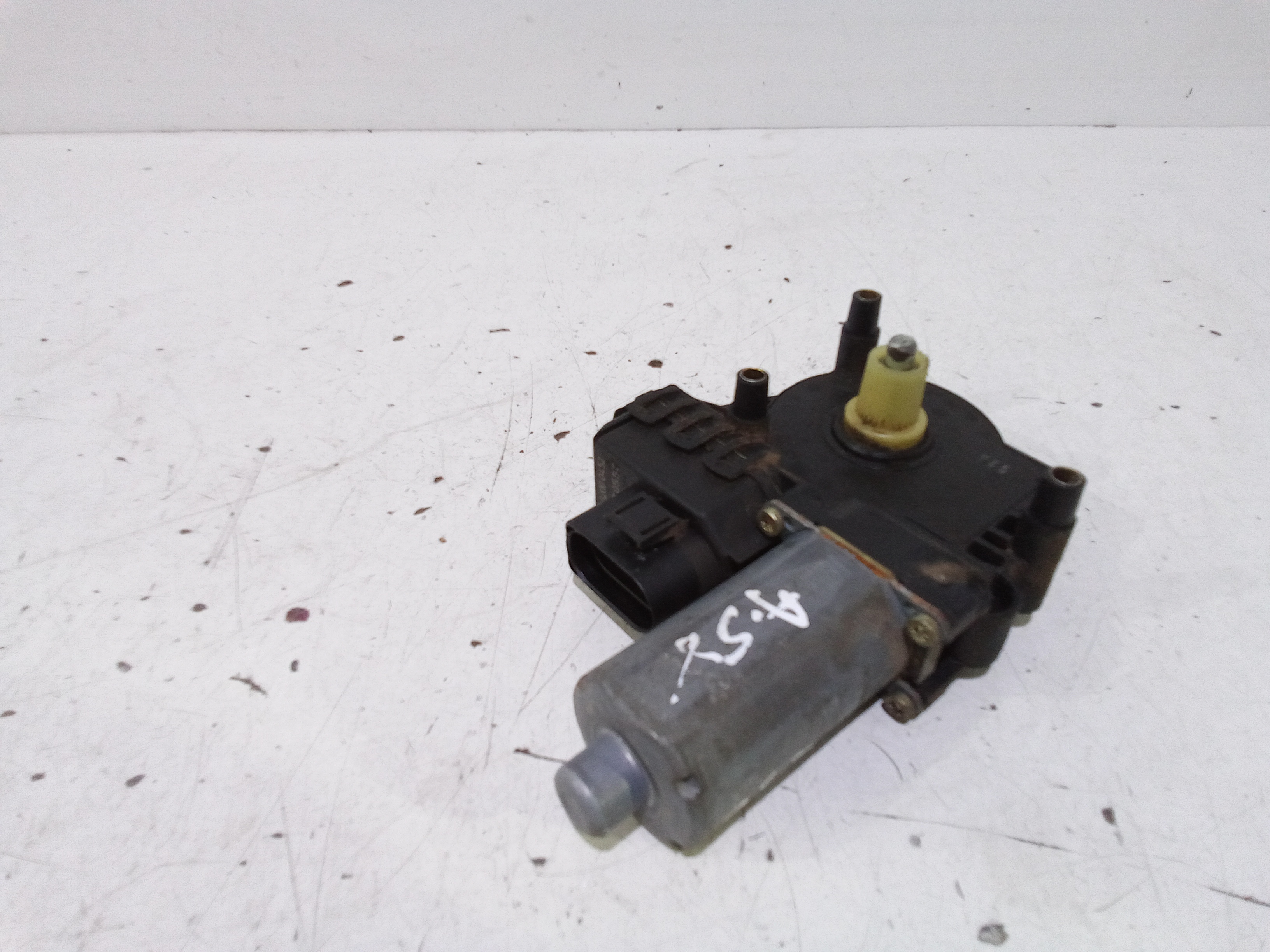 Motorino Alzavetro anteriore Sinistro per Audi A6 Avant Serie C5 (4b5) (97>04) (1997 - 2004)