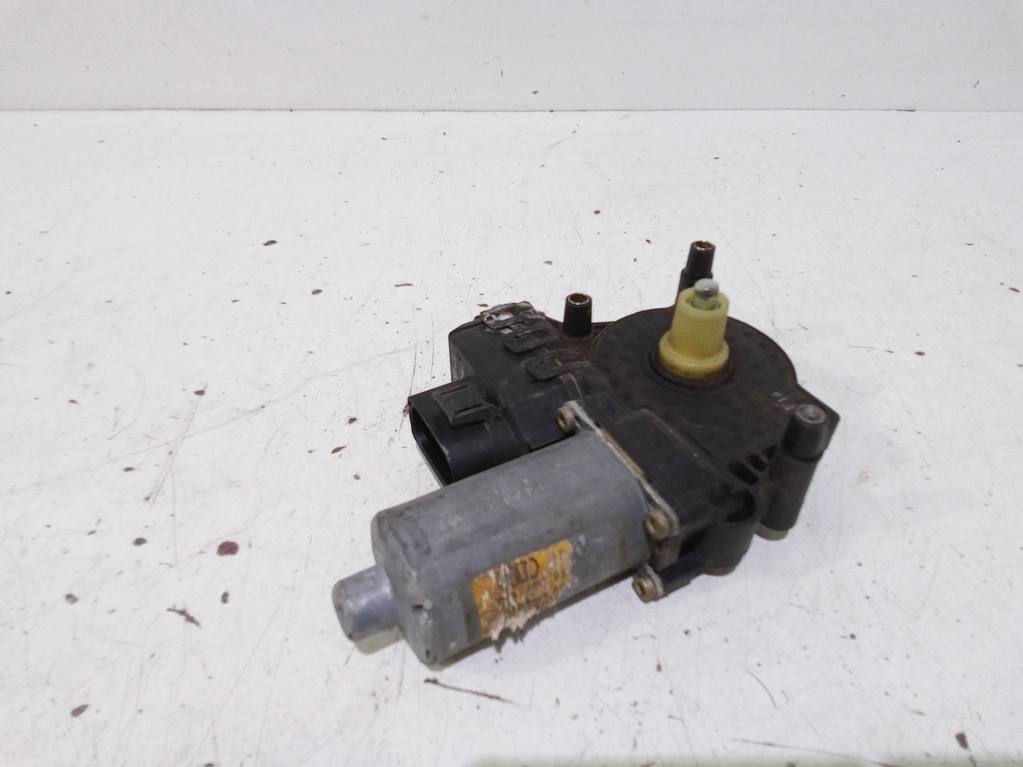 Motorino Alzavetro posteriore destra per Audi A6 Avant Serie C5 (4b5) (97>04) (1997 - 2004)