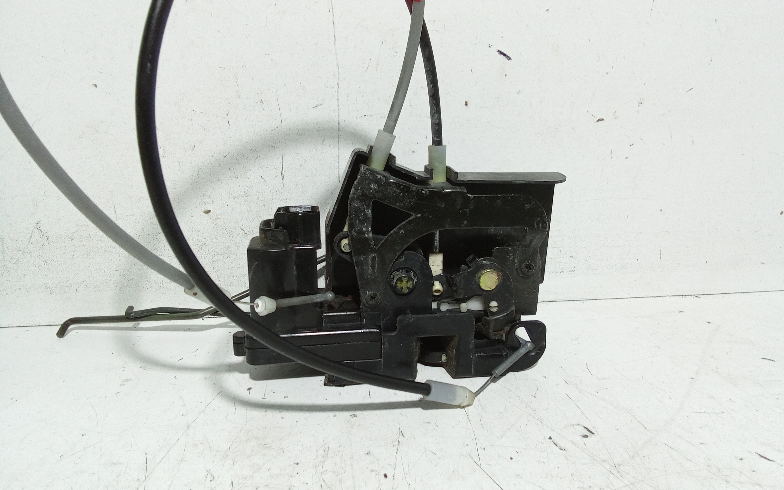 Serratura Anteriore Sinistra per Ssangyong Kyron 1 Serie (2005 - 2007)