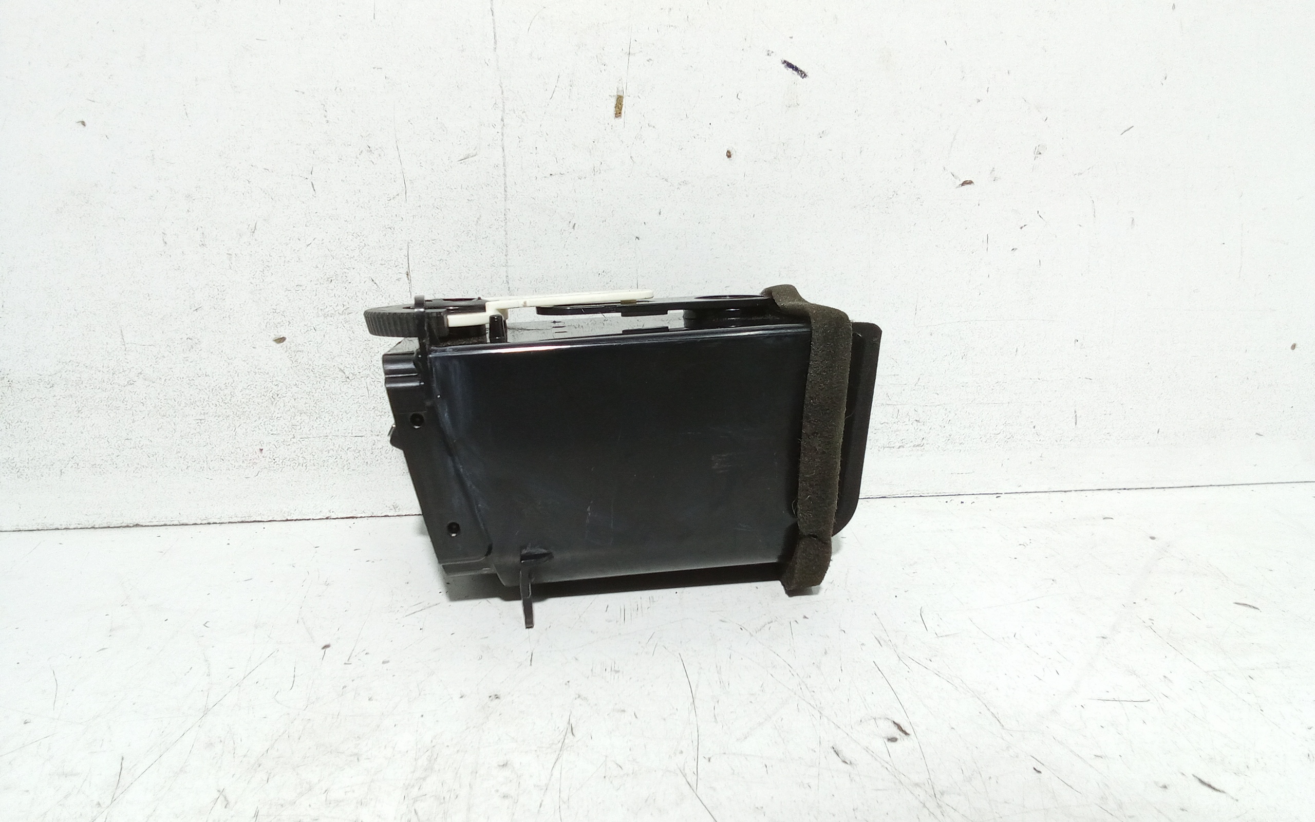 Bocchetta aria cruscotto lato passeggero per Ssangyong Kyron 1 Serie (2005 - 2007)