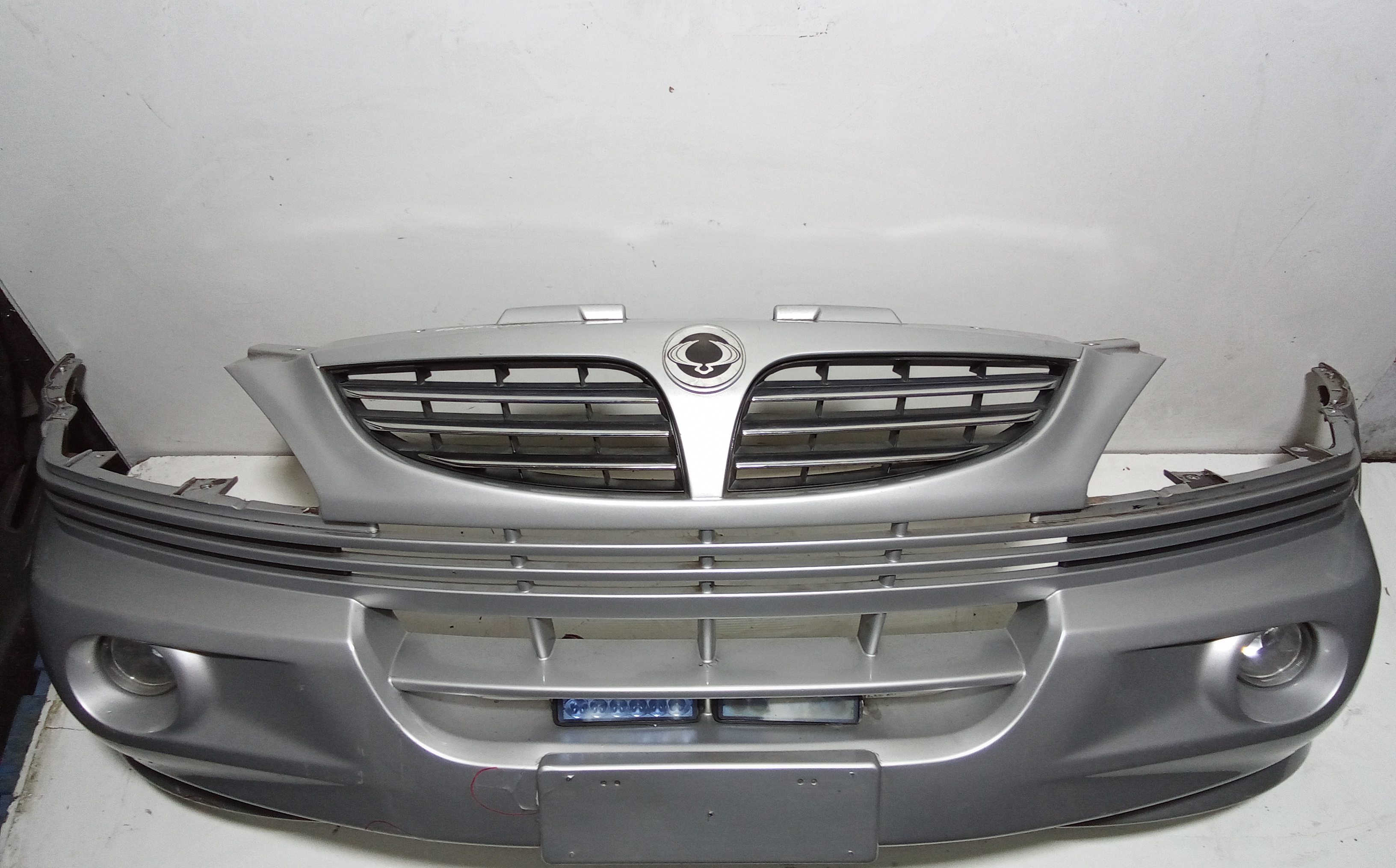 Paraurti Anteriore Completo per Ssangyong Kyron 2 Serie (2007 - 2011)