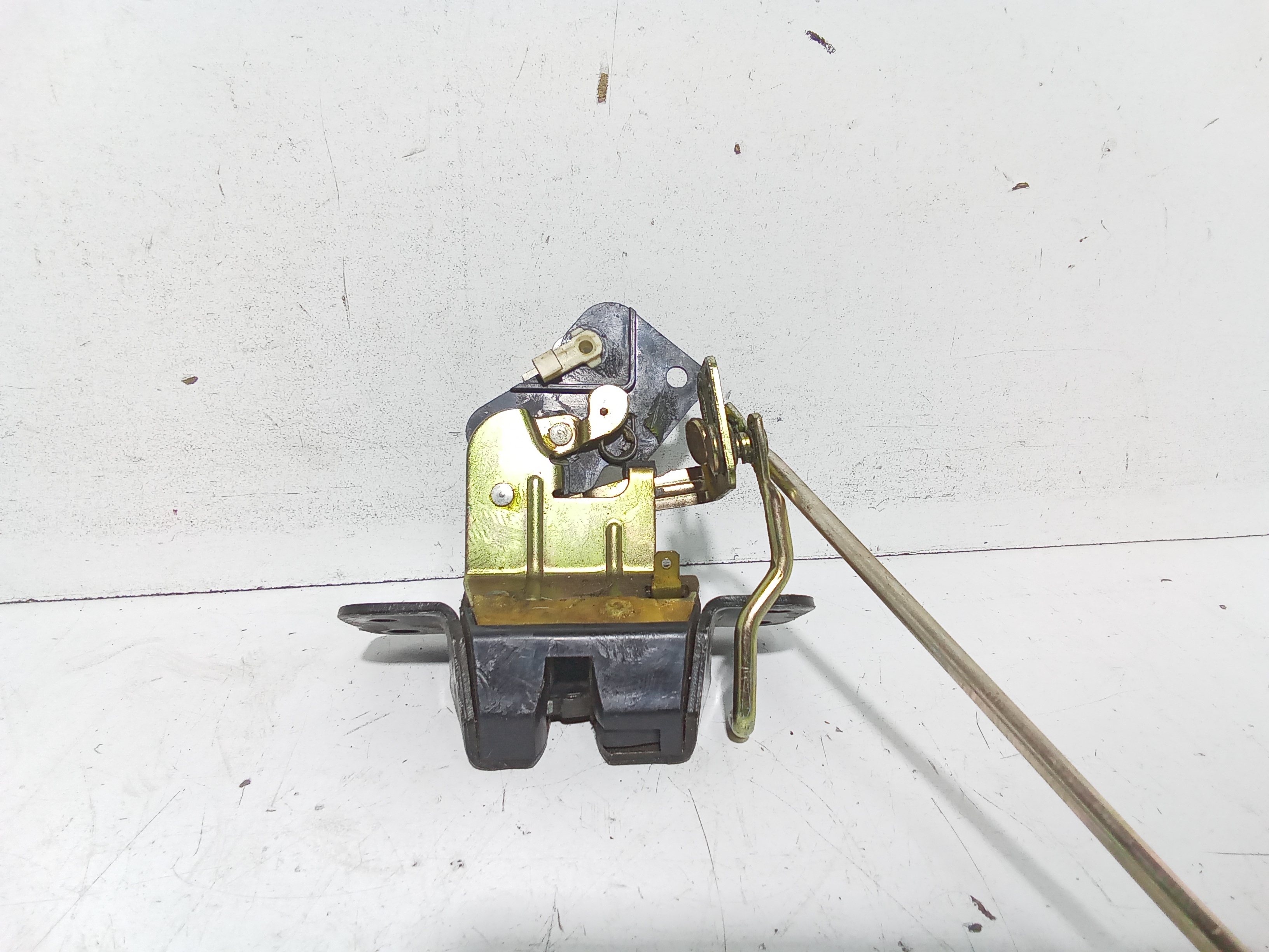 Serratura Cofano Posteriore per Ssangyong Kyron 1 Serie (2005 - 2007)