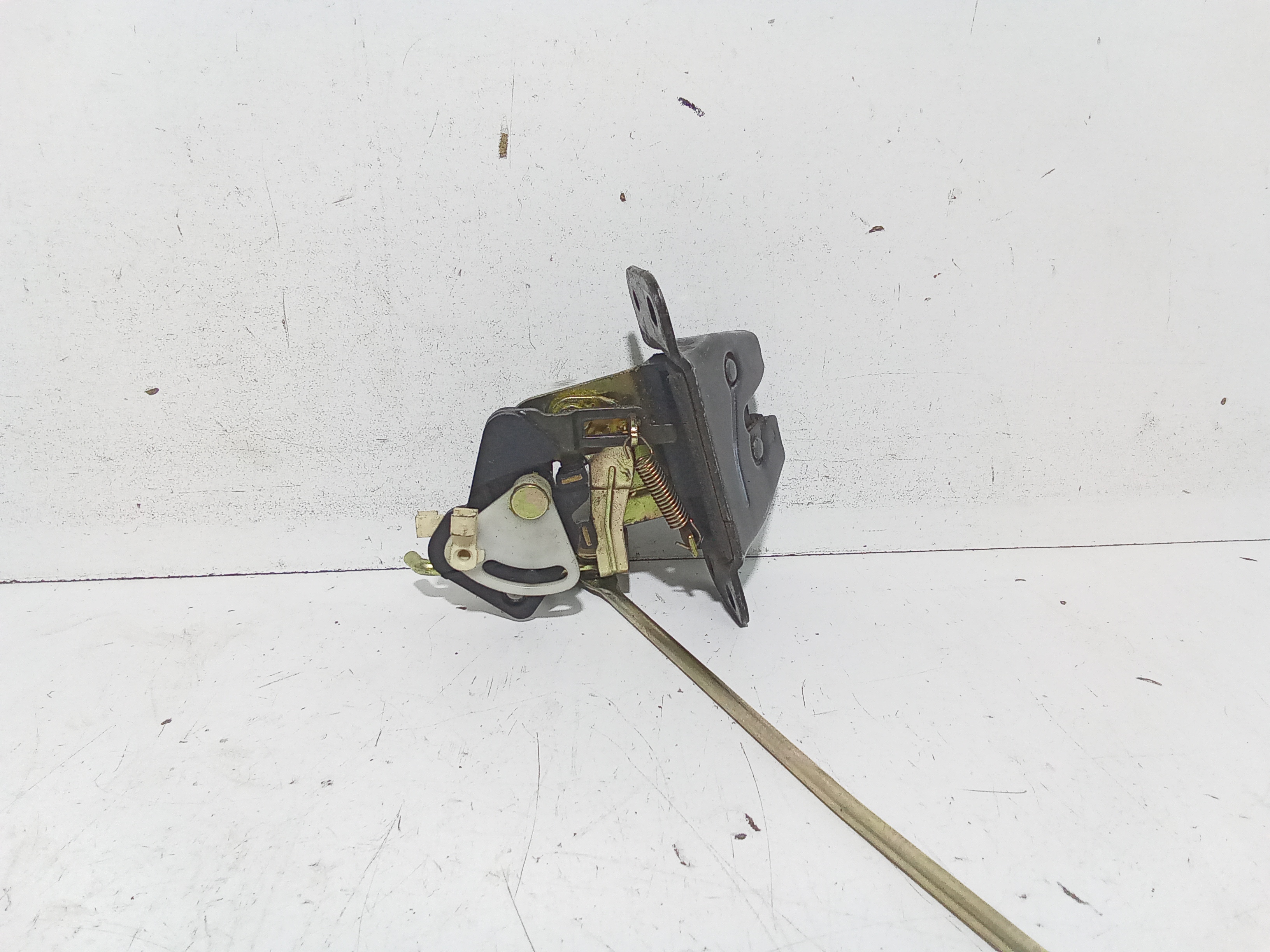 Serratura Cofano Posteriore per Ssangyong Kyron 1 Serie (2005 - 2007)