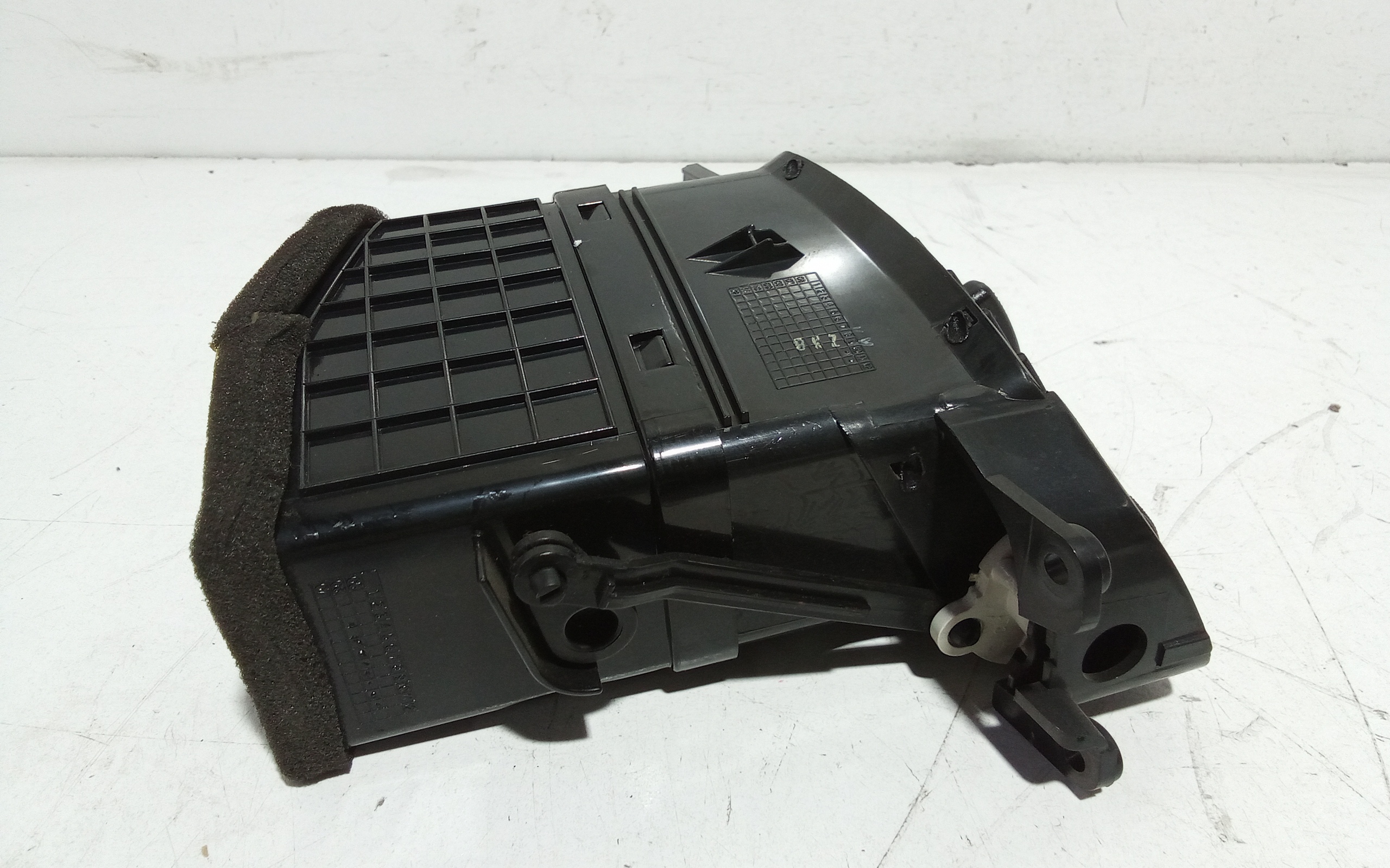 Bocchetta aria cruscotto lato guida per Kia Sorento 2 Serie (2006 - 2009)