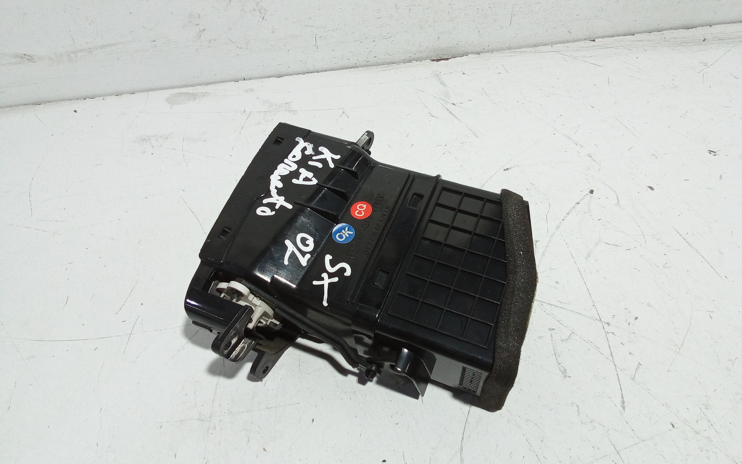 Bocchetta aria cruscotto lato guida per Kia Sorento 2 Serie (2006 - 2009)