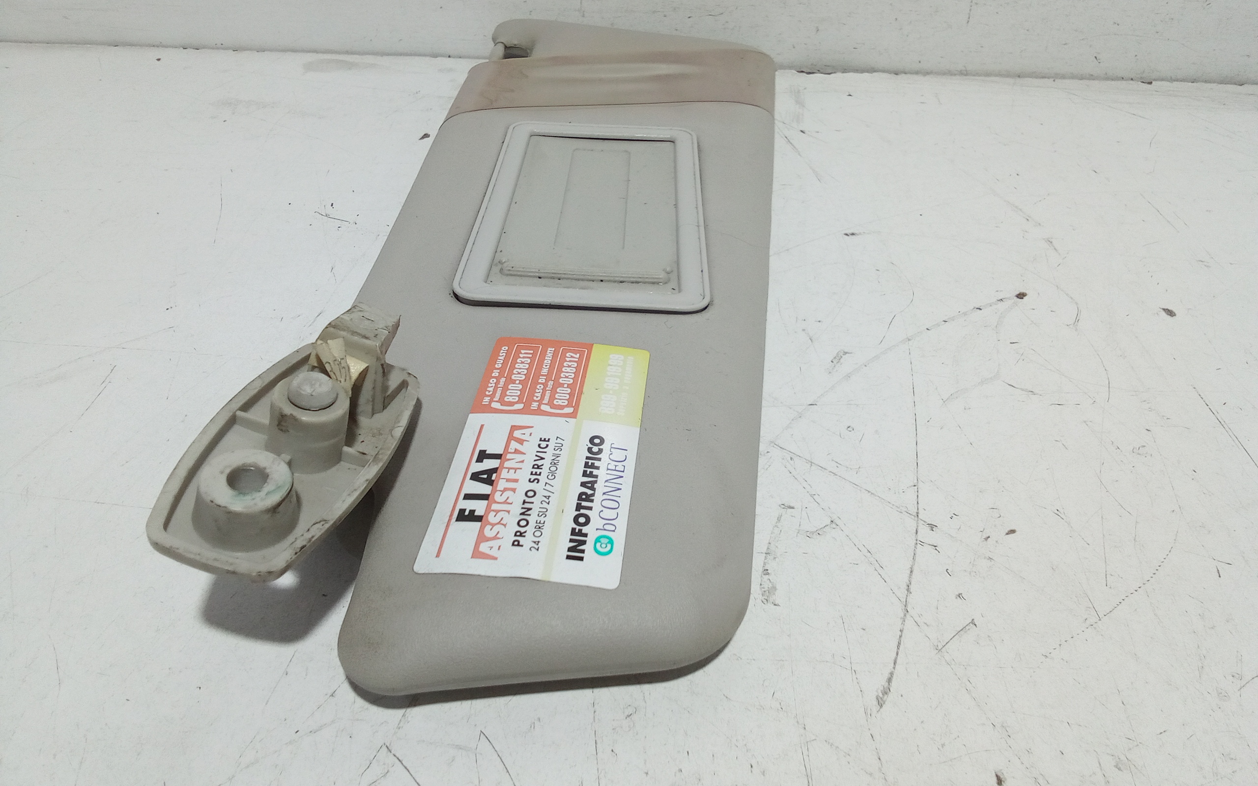 Parasole aletta anteriore Lato Guida per Fiat Idea 1 Serie (2003 - 2005)