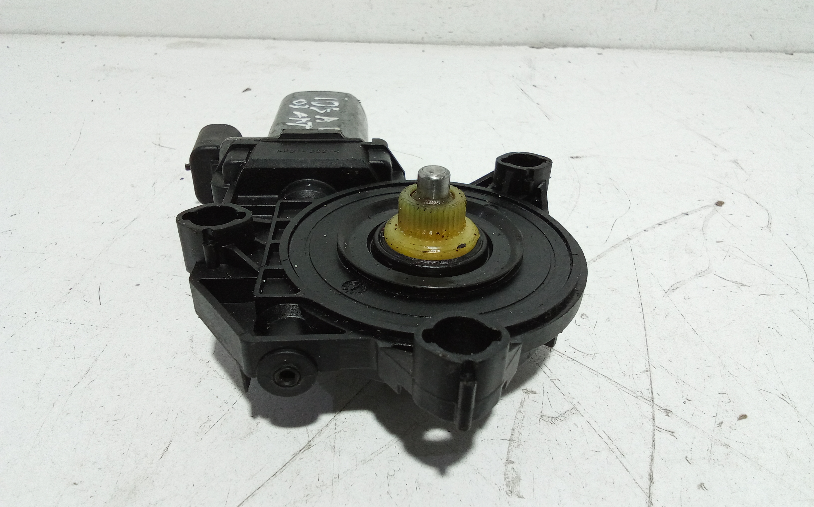 Motorino Alzavetro anteriore destra per Fiat Idea 1 Serie (2003 - 2005)