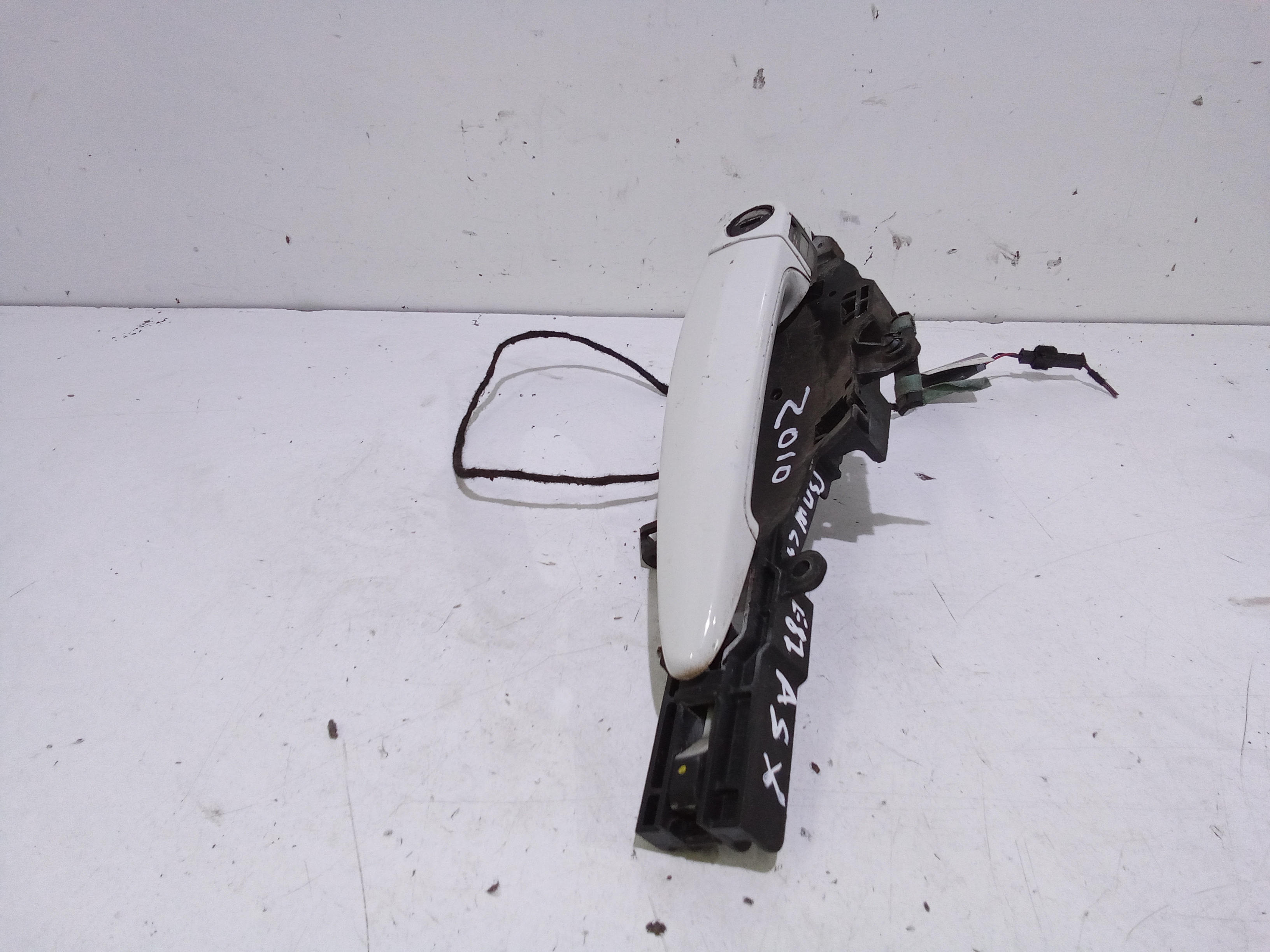 Maniglia esterna Anteriore Sinistra per Bmw Serie 1 Serie (e87) (07>) (2007 - In produzione)