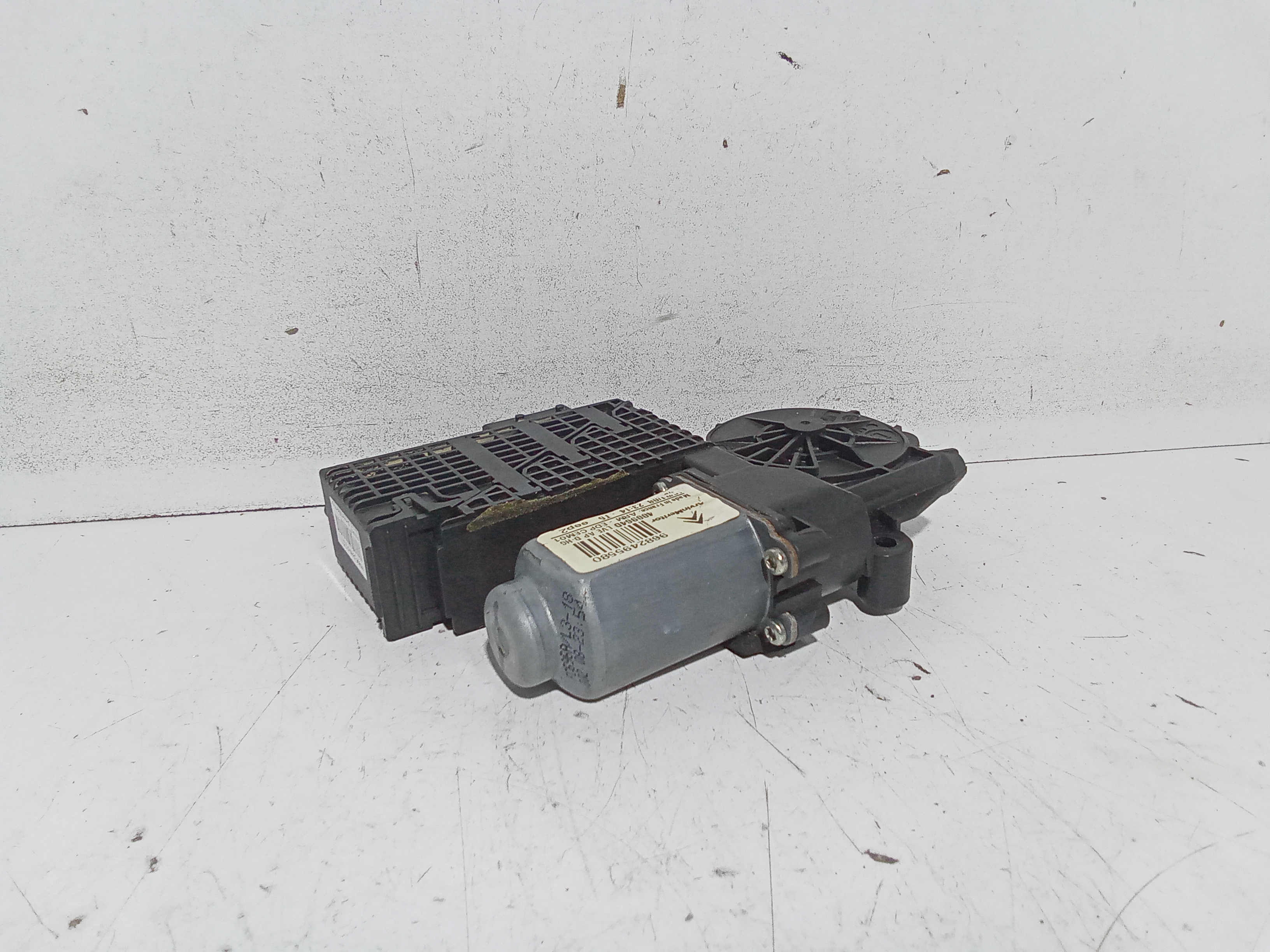 Motorino Alzavetro anteriore destra per Citroen C4 1 Serie (2008 - 2010)