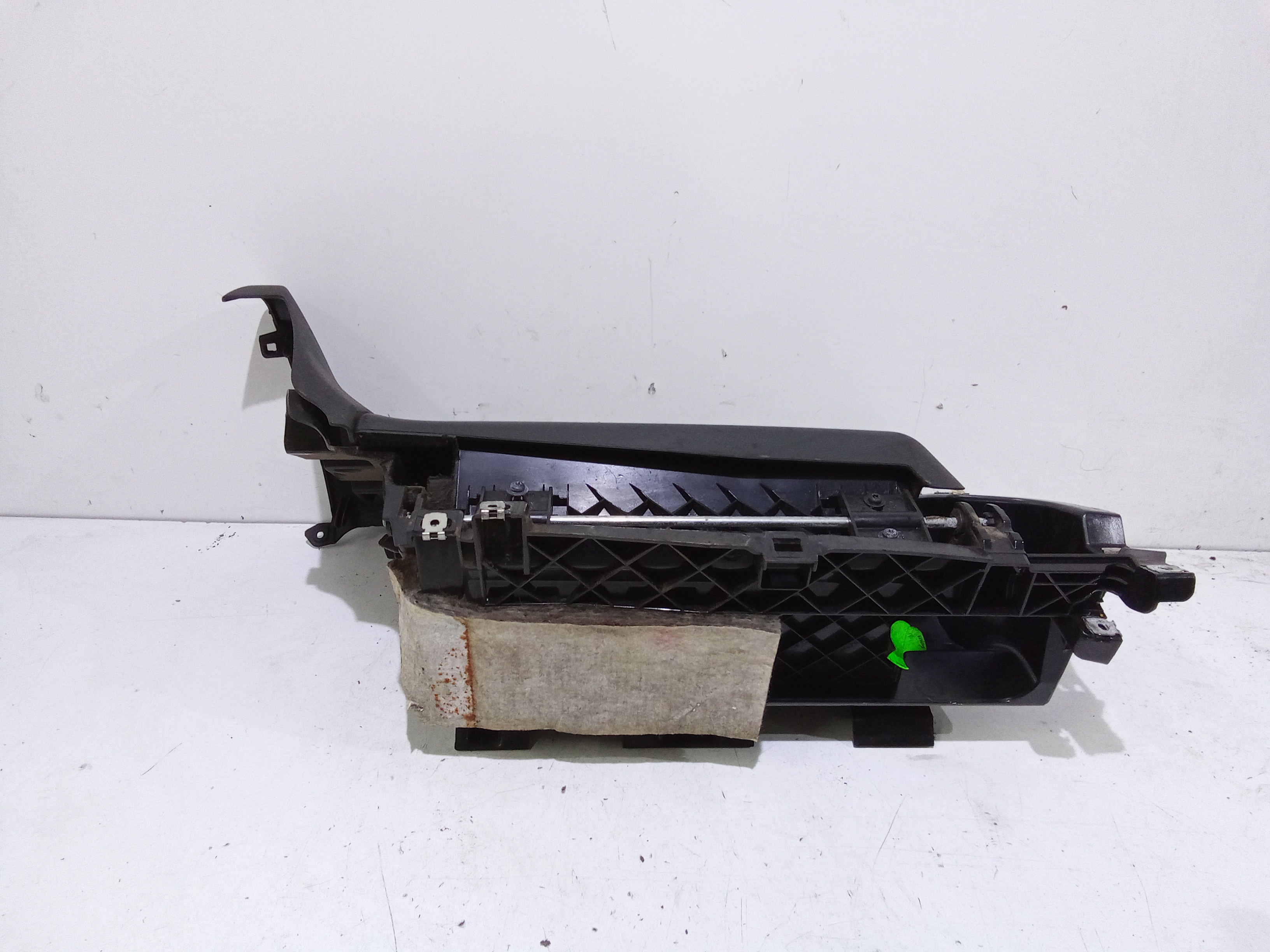 Cassetto porta oggetti per Bmw Serie 1 Serie (e87) (07>) (2007 - In produzione)