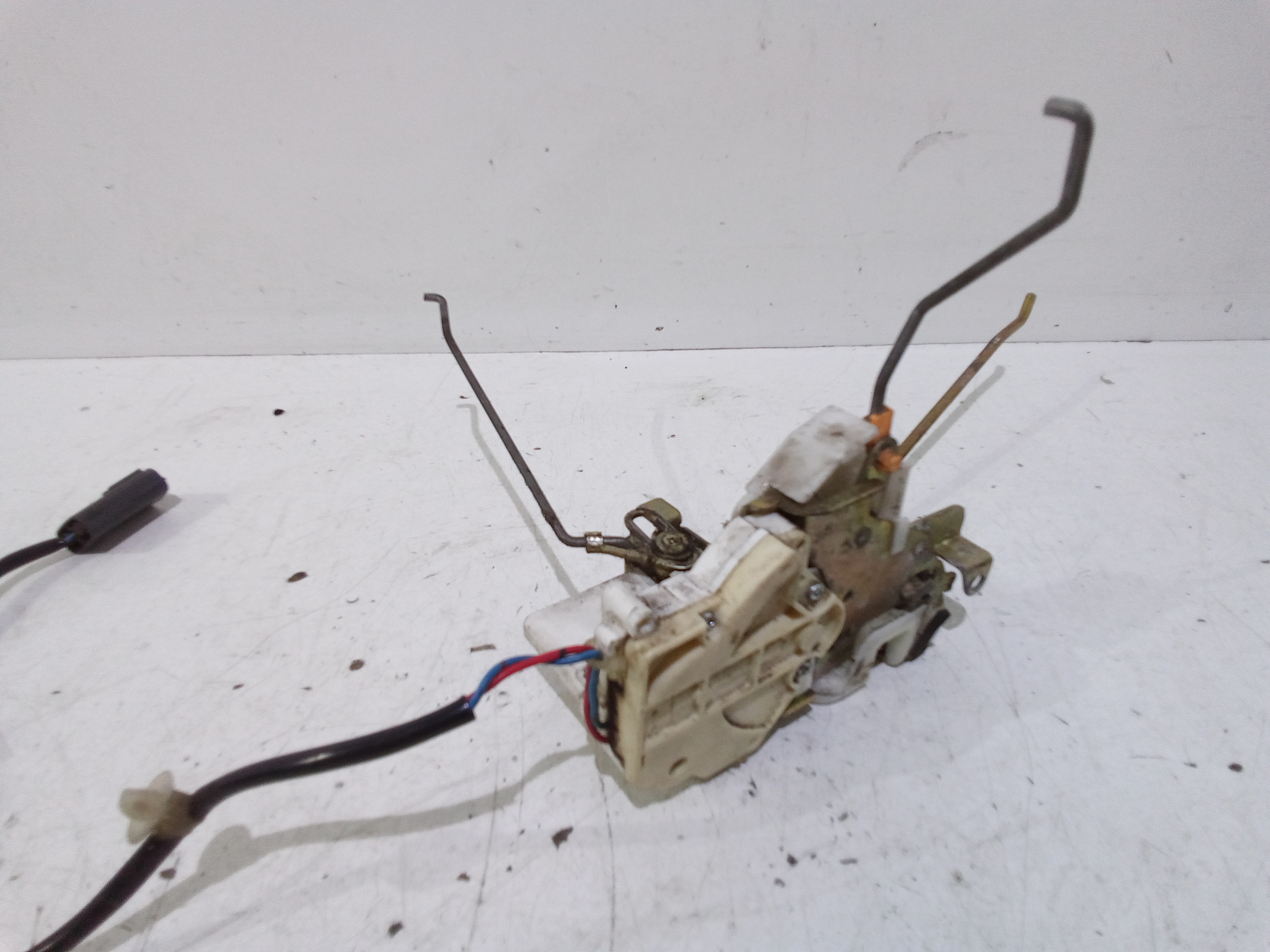 Serratura Anteriore Destra per Mazda Mx-5 1 Serie (1994 - 2005)