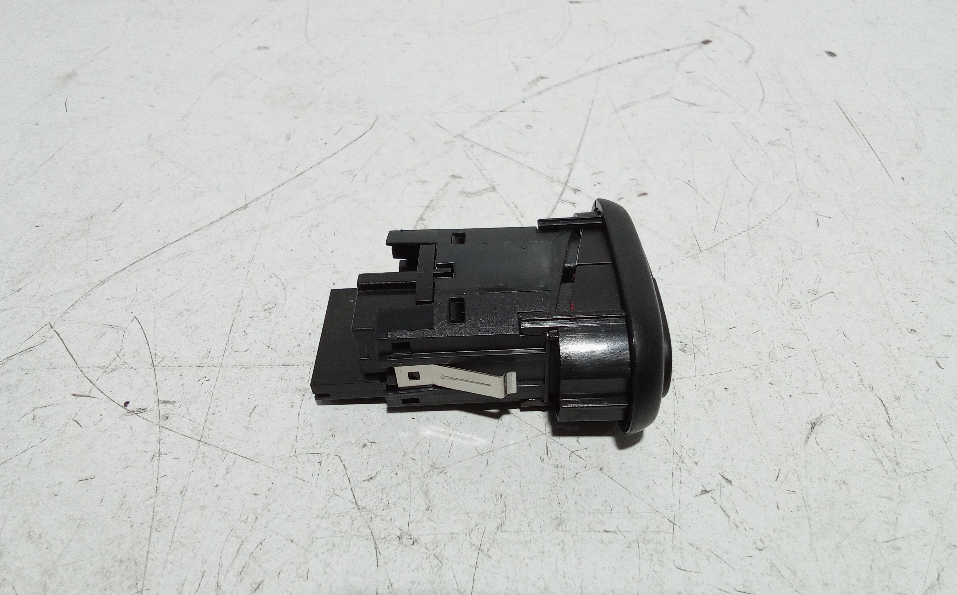 Pulsante luci di emergenza per Mini Countryman Serie (f60) (16>) (2016 - In produzione)