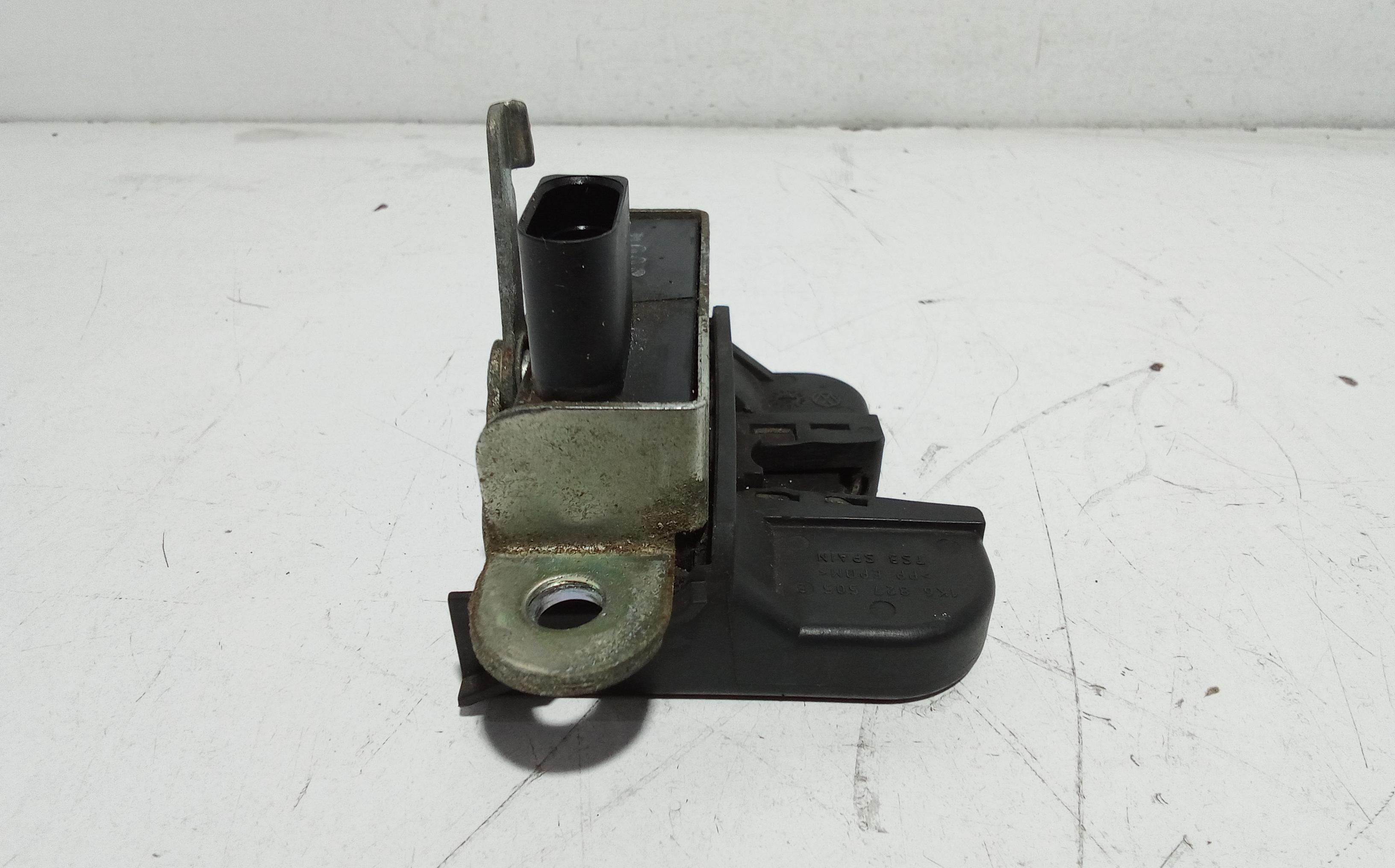 Serratura Cofano Posteriore per Volkswagen Golf 5 Berlina (03>08) (2003 - 2008)