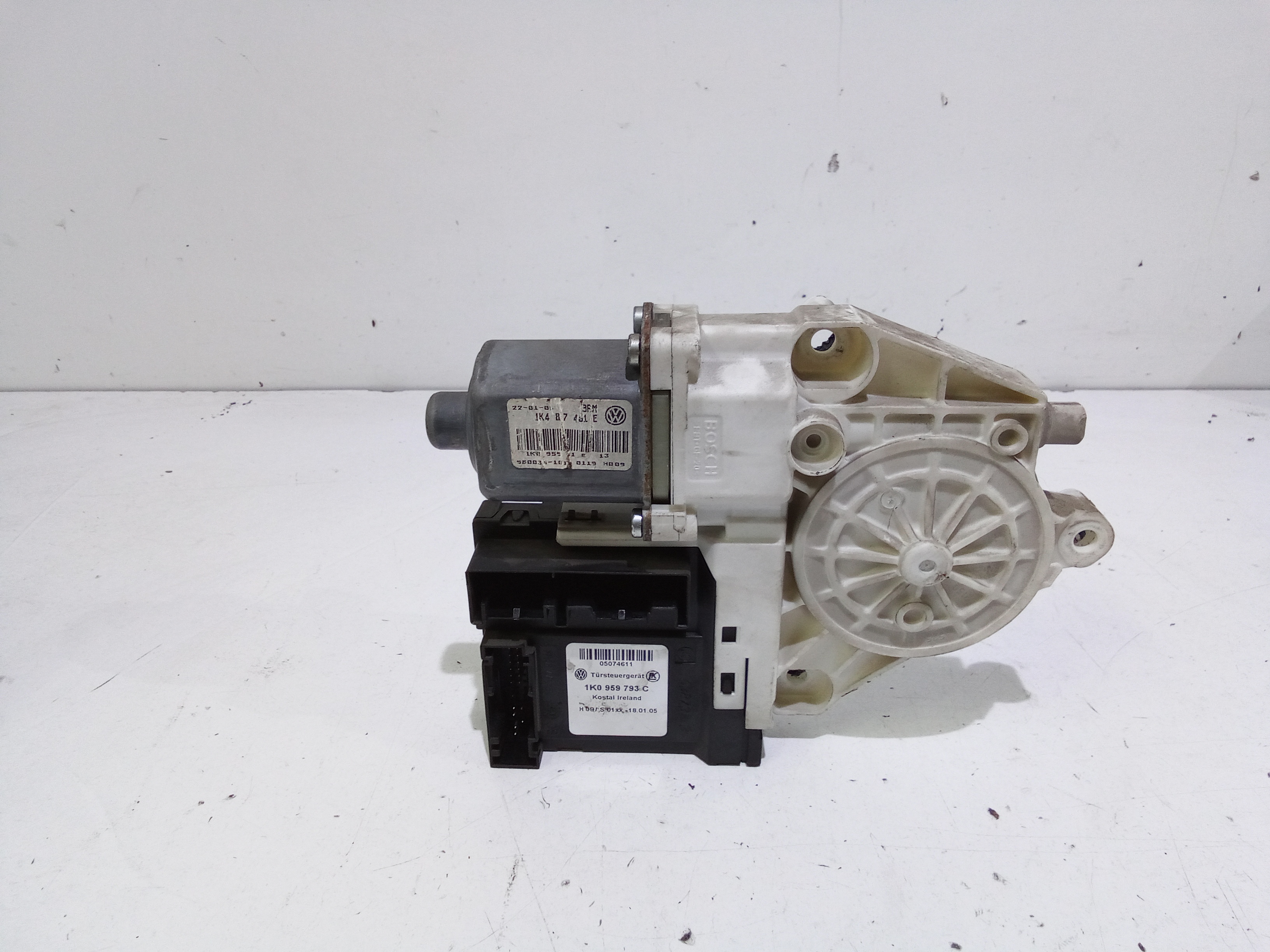 Motorino Alzavetro anteriore Sinistro per Volkswagen Golf 5 Berlina (03>08) (2003 - 2008)