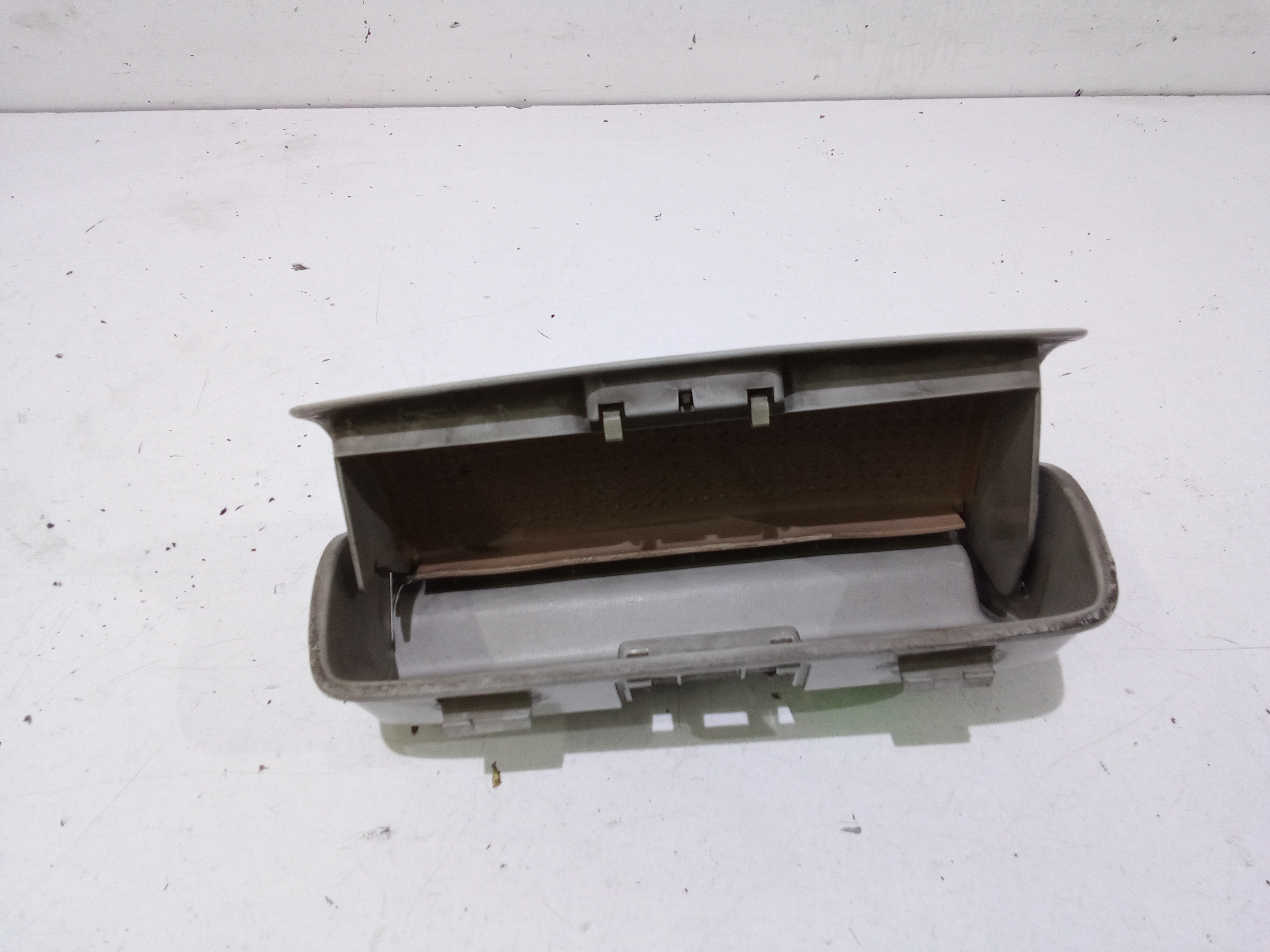 Vano portaoggetti per Volkswagen Golf 5 Berlina (03>08) (2003 - 2008)