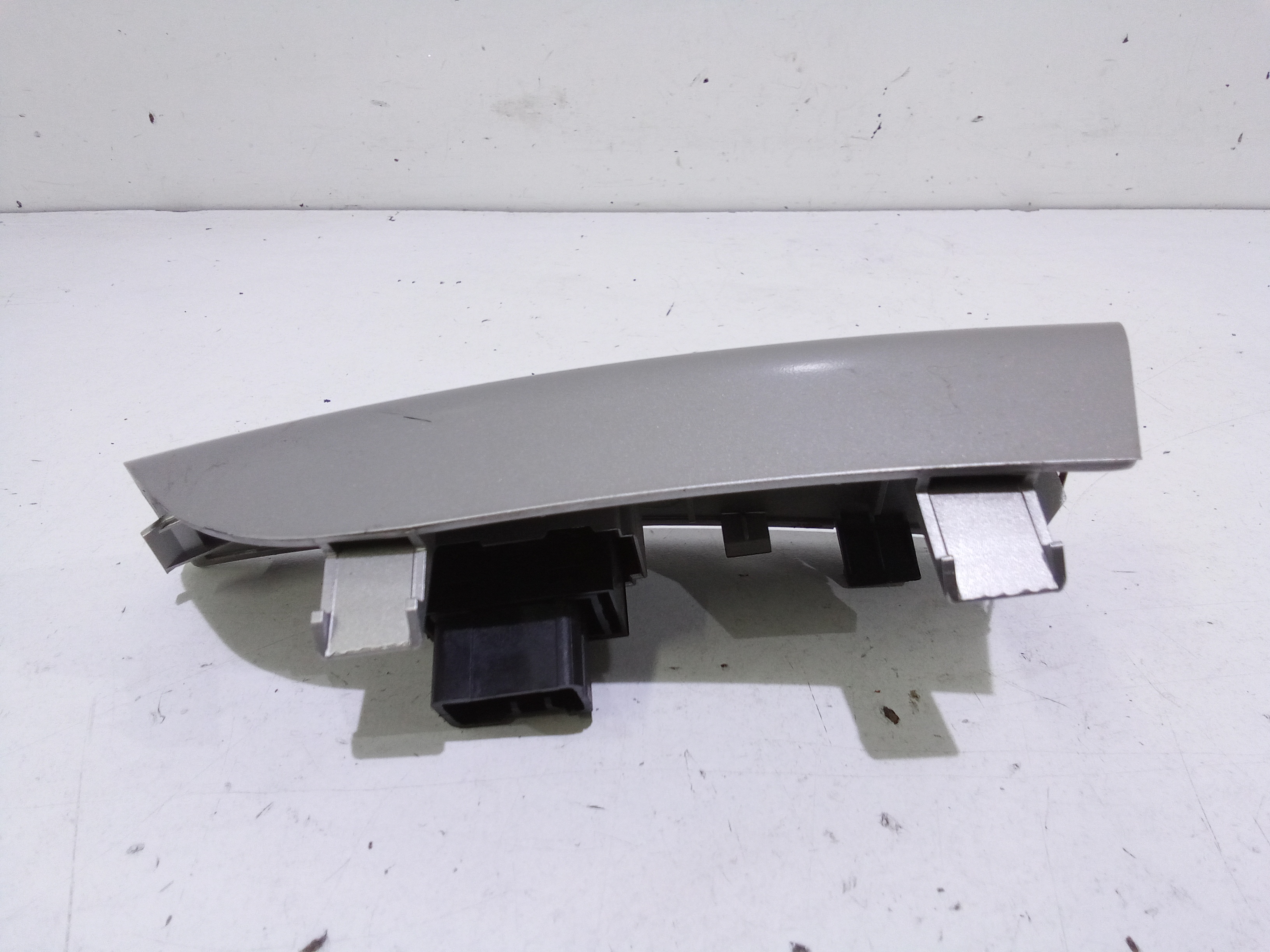 Pulsantiera Posteriore Destra per Kia Sportage Serie (04>10) (2004 - 2010)