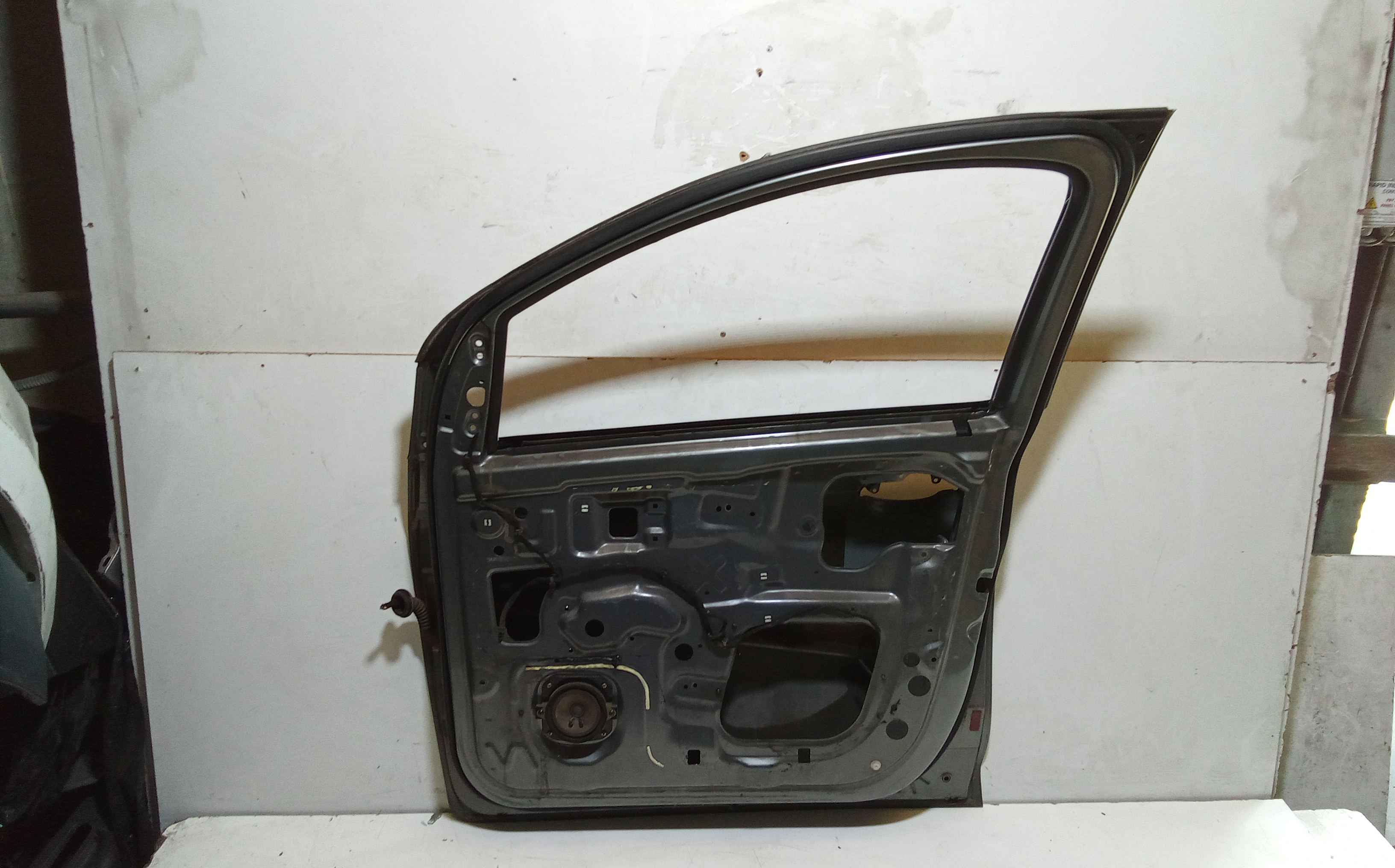 Portiera anteriore Destra per Dr 1 1 Serie (2009 - 2014)