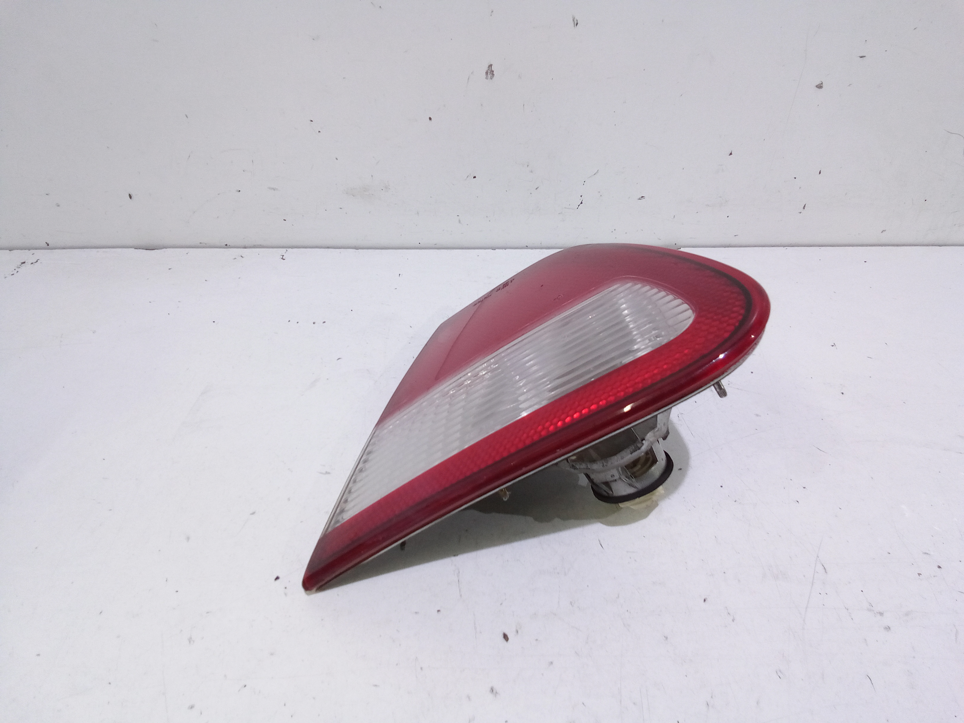 Stop Posteriore Destro Integrato nel Portello per Seat Cordoba Berlina 4 Serie (2002 - 2009)