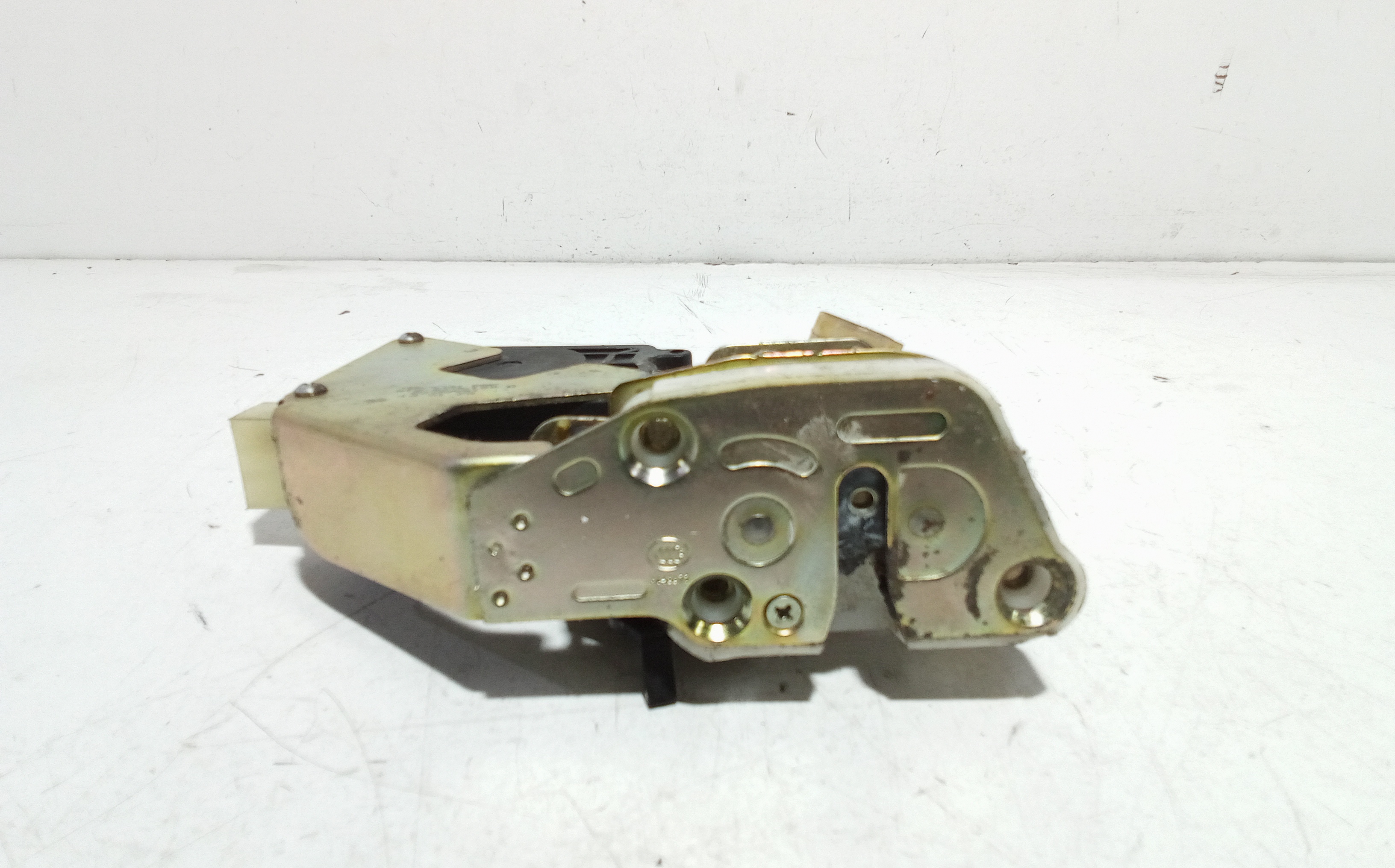 Serratura Posteriore Sinistra per Dr 1 1 Serie (2009 - 2014)