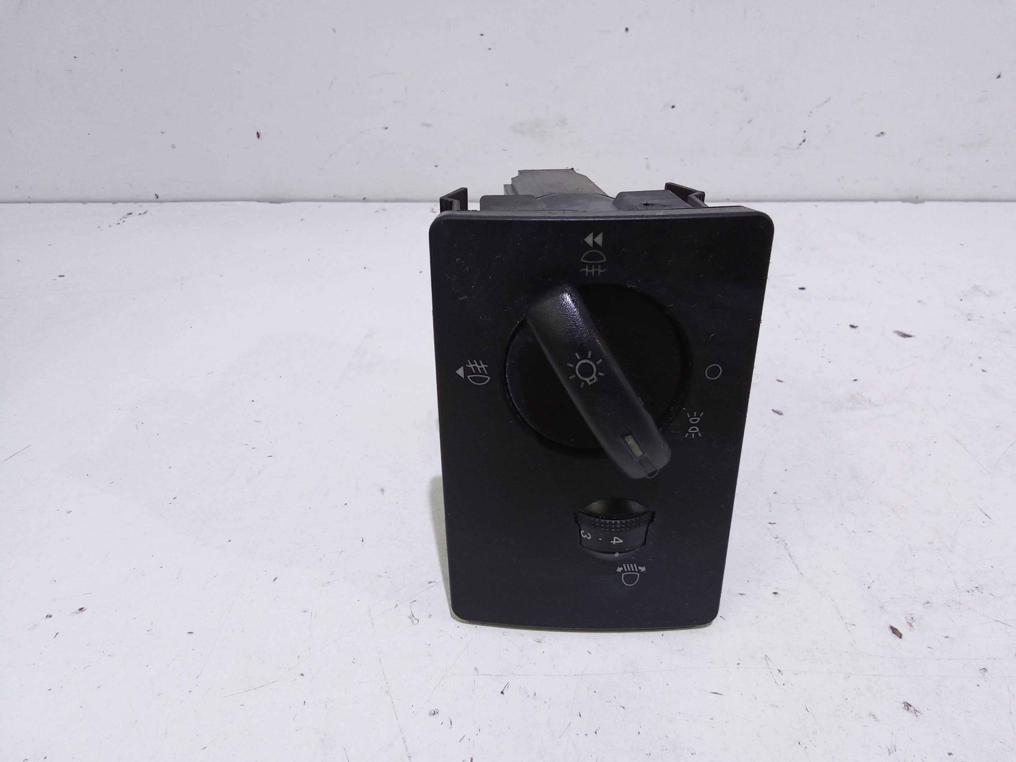 Interruttore comando luci per Ford Fiesta 5 Serie (2005 - 2008)