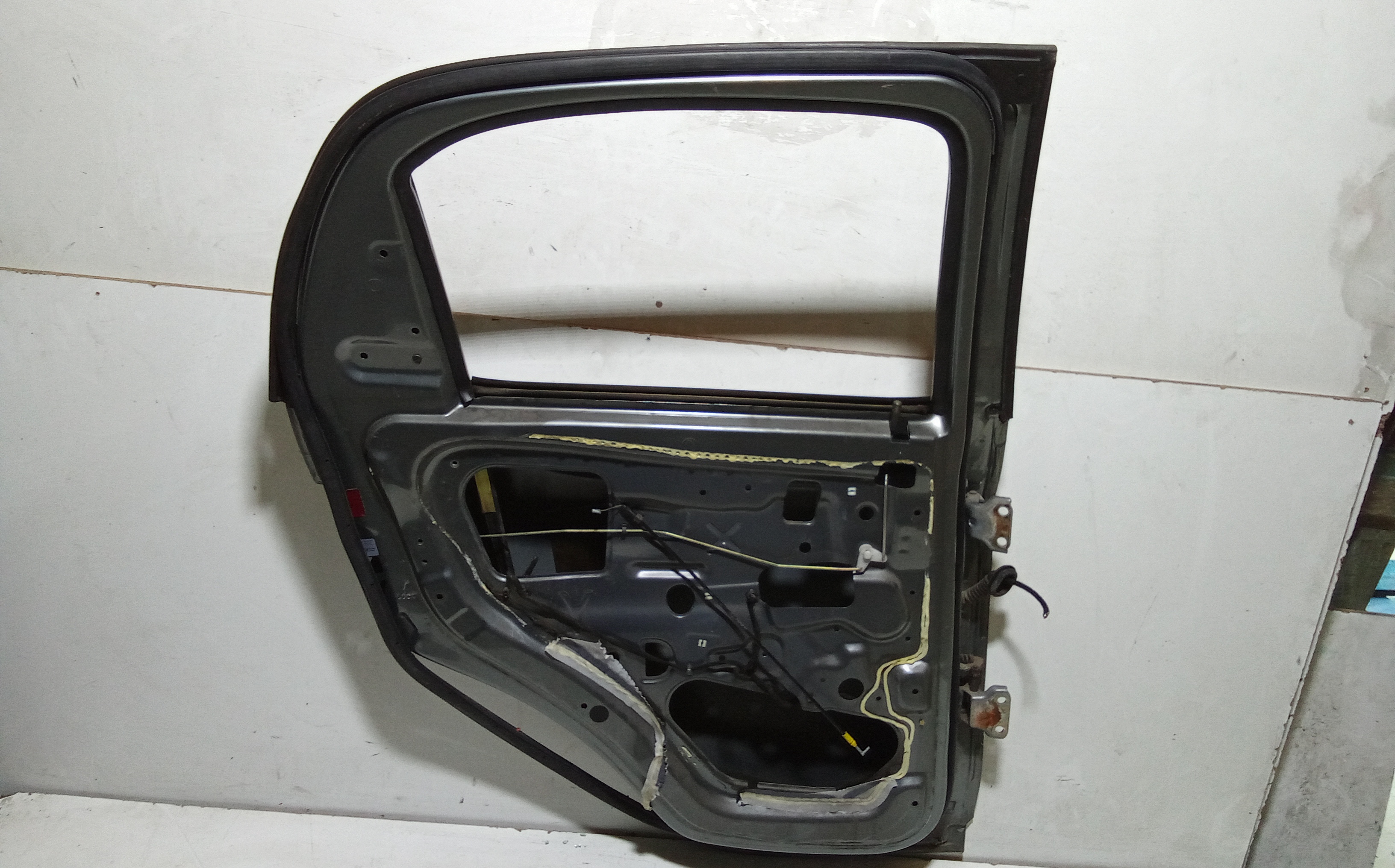 Portiera Posteriore Sinistra per Dr 1 1 Serie (2009 - 2014)